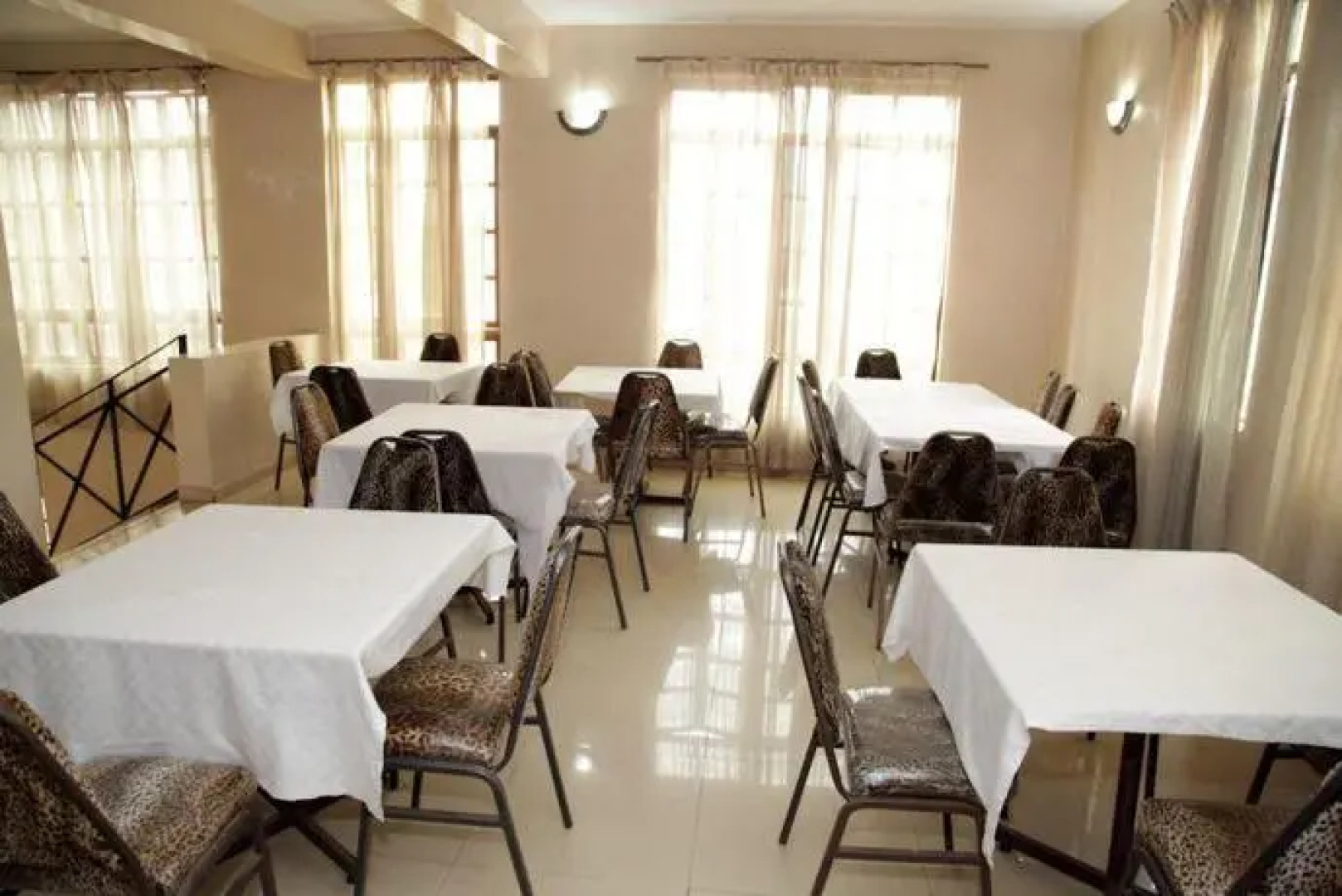 The Headquarters Inn