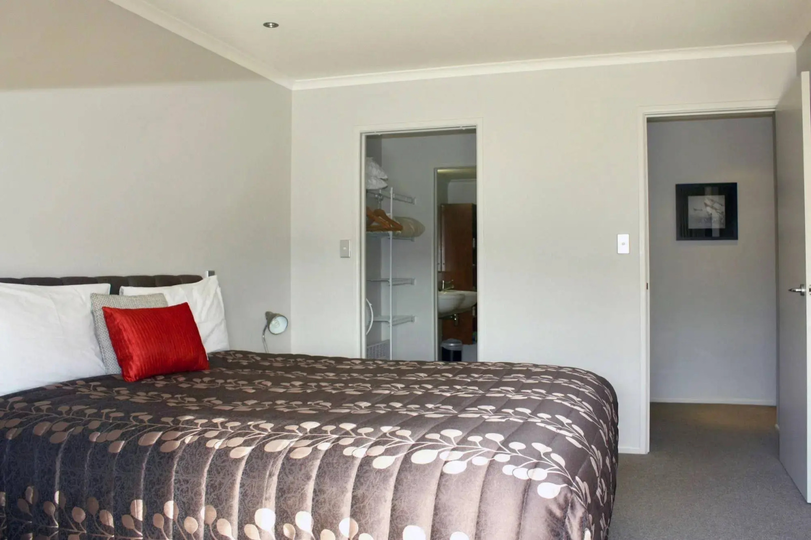 The Reef Beachfront Apartments