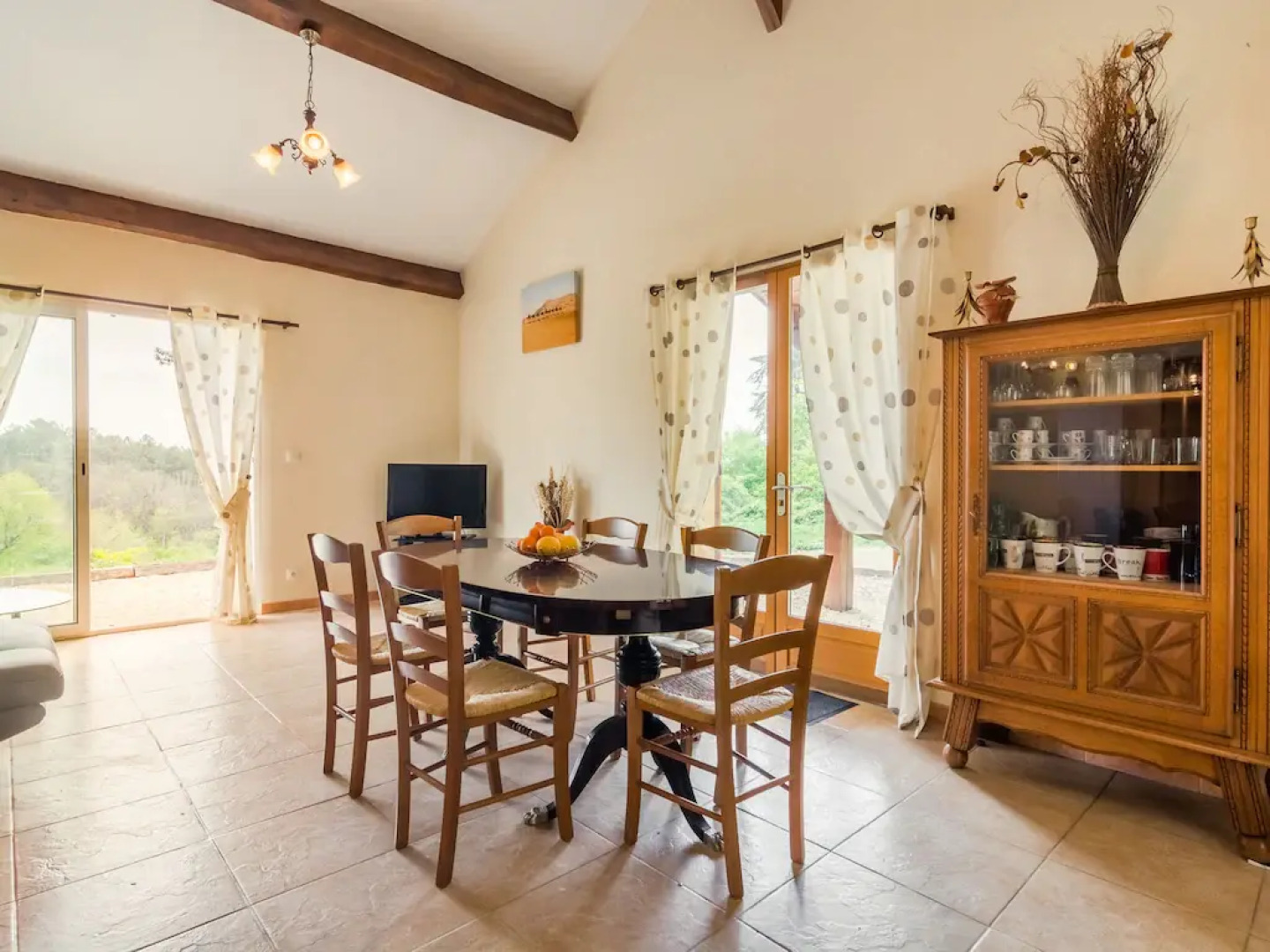 Quaint Holiday Home in Blanquefort-sur-Briolance with Private Pool