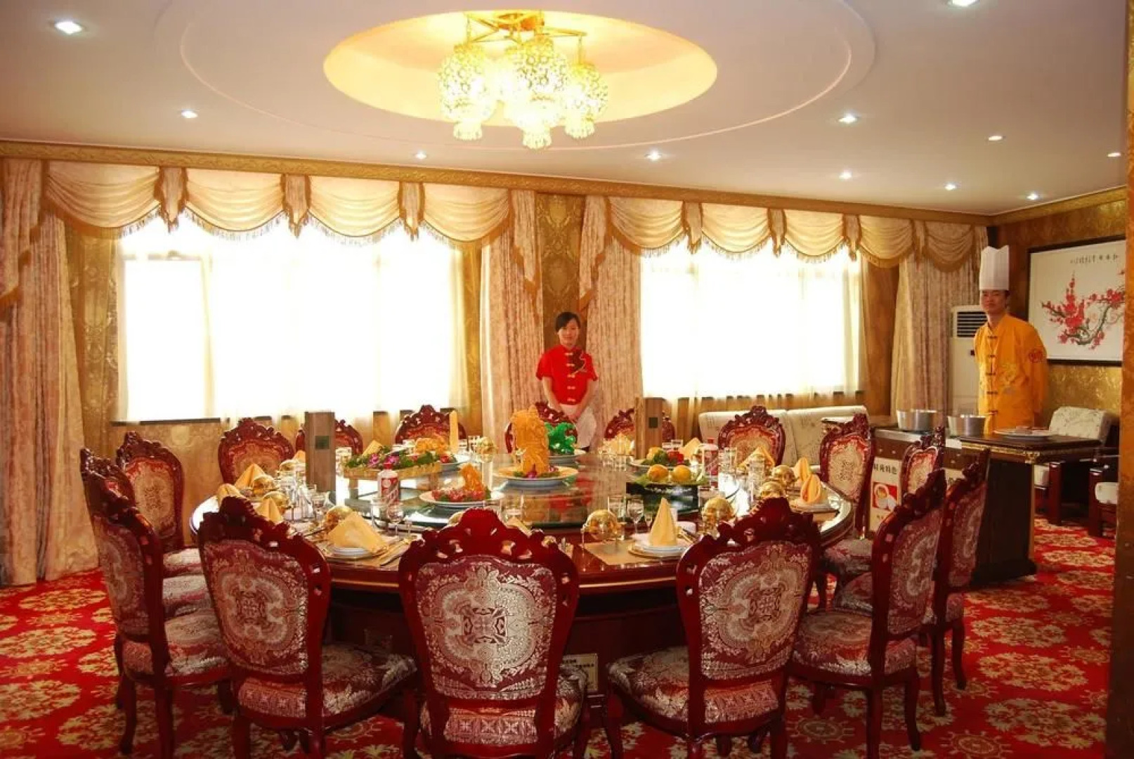 Guiyuan Holiday Hotel