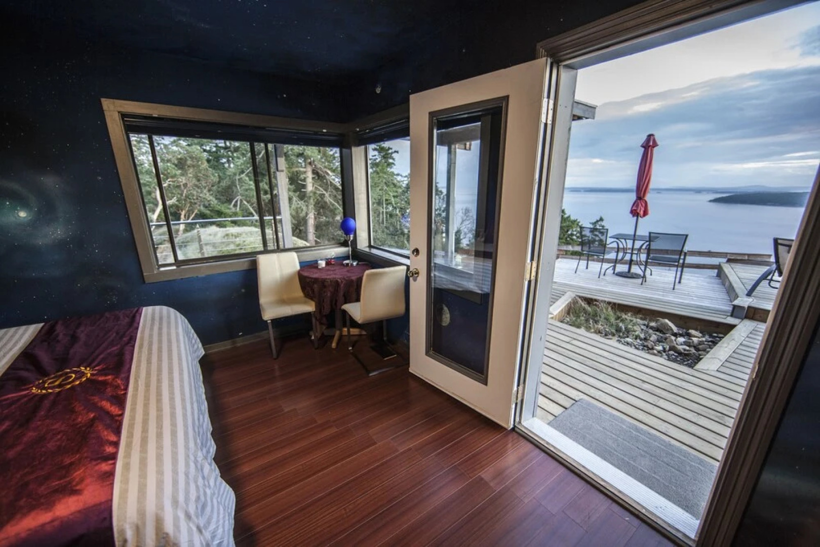 Shangri-La Oceanfront B&B