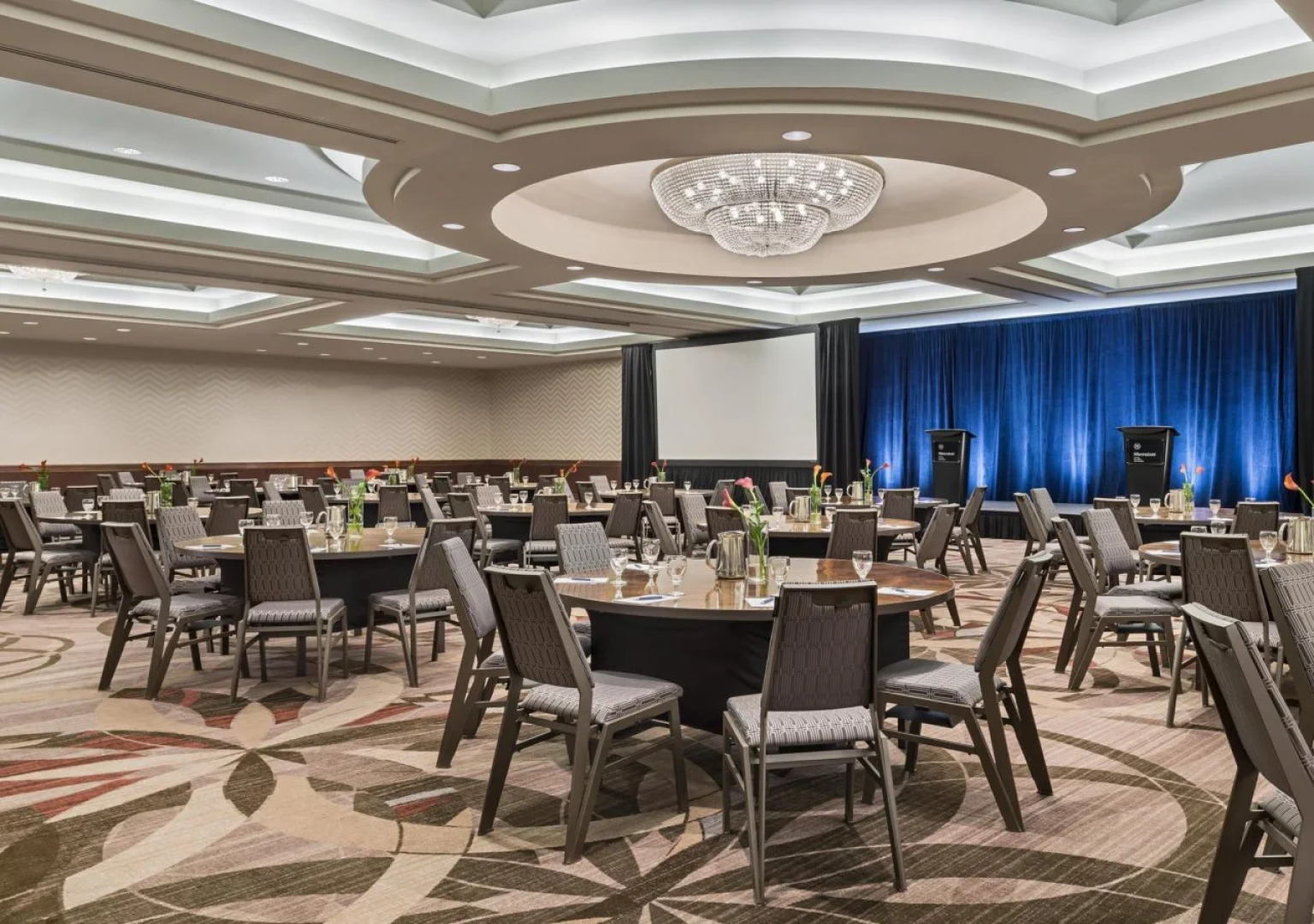 Sheraton Suites Calgary Eau Claire