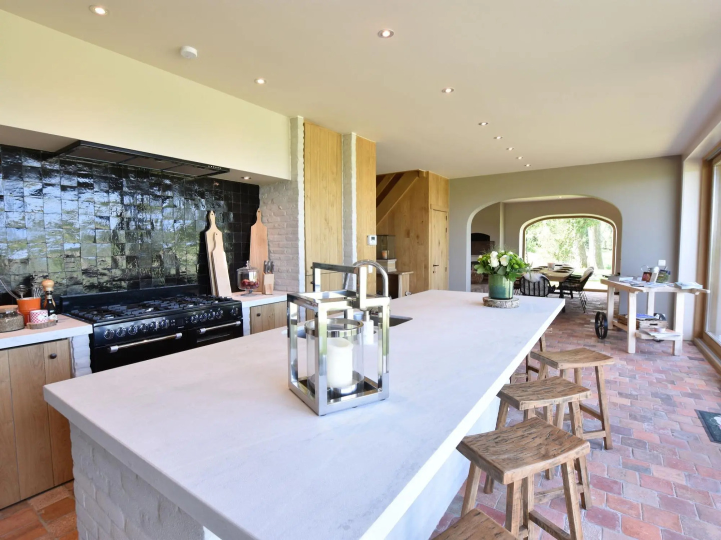 Beautiful Holiday Home With Terrace, Garden