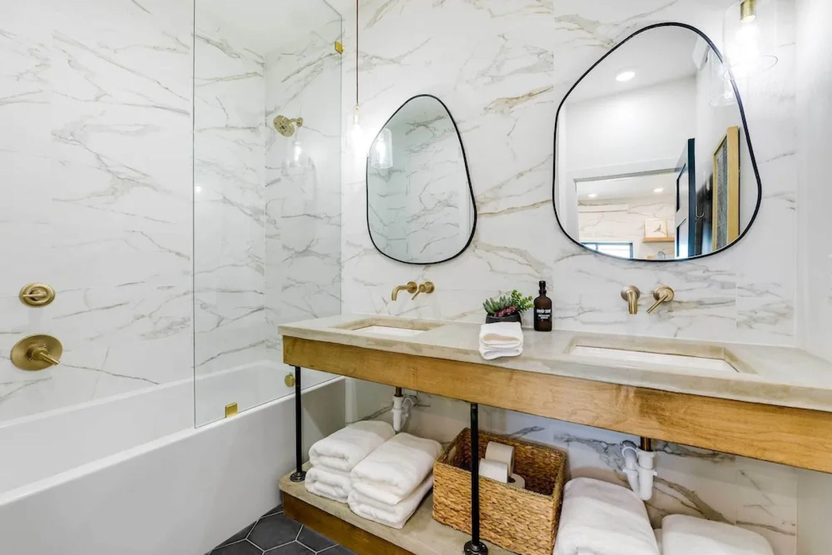 The Lofts on 89 Condo in Heart of Downtown Afton!