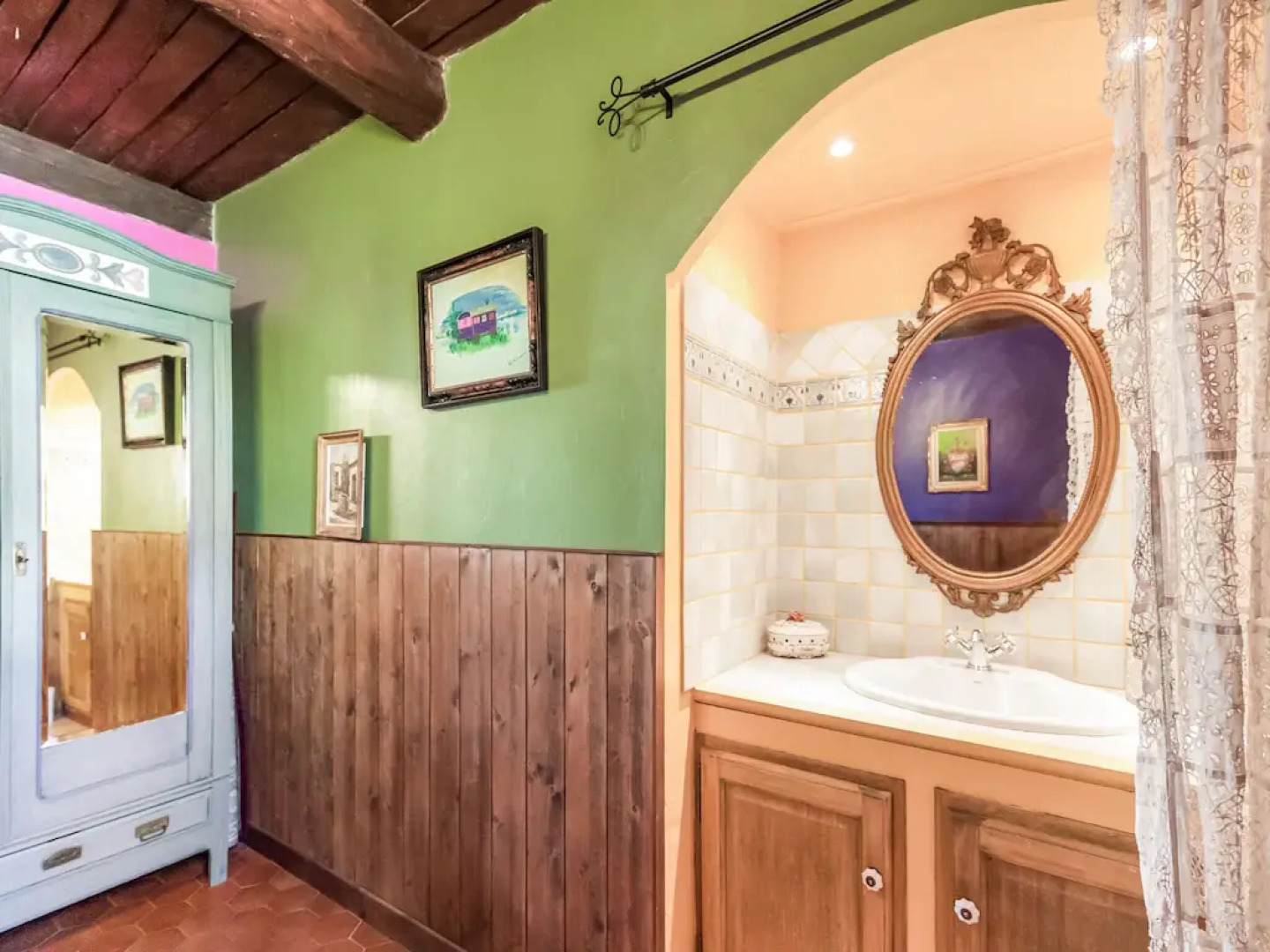 Quaint Holiday Home in Lorgues with Pool