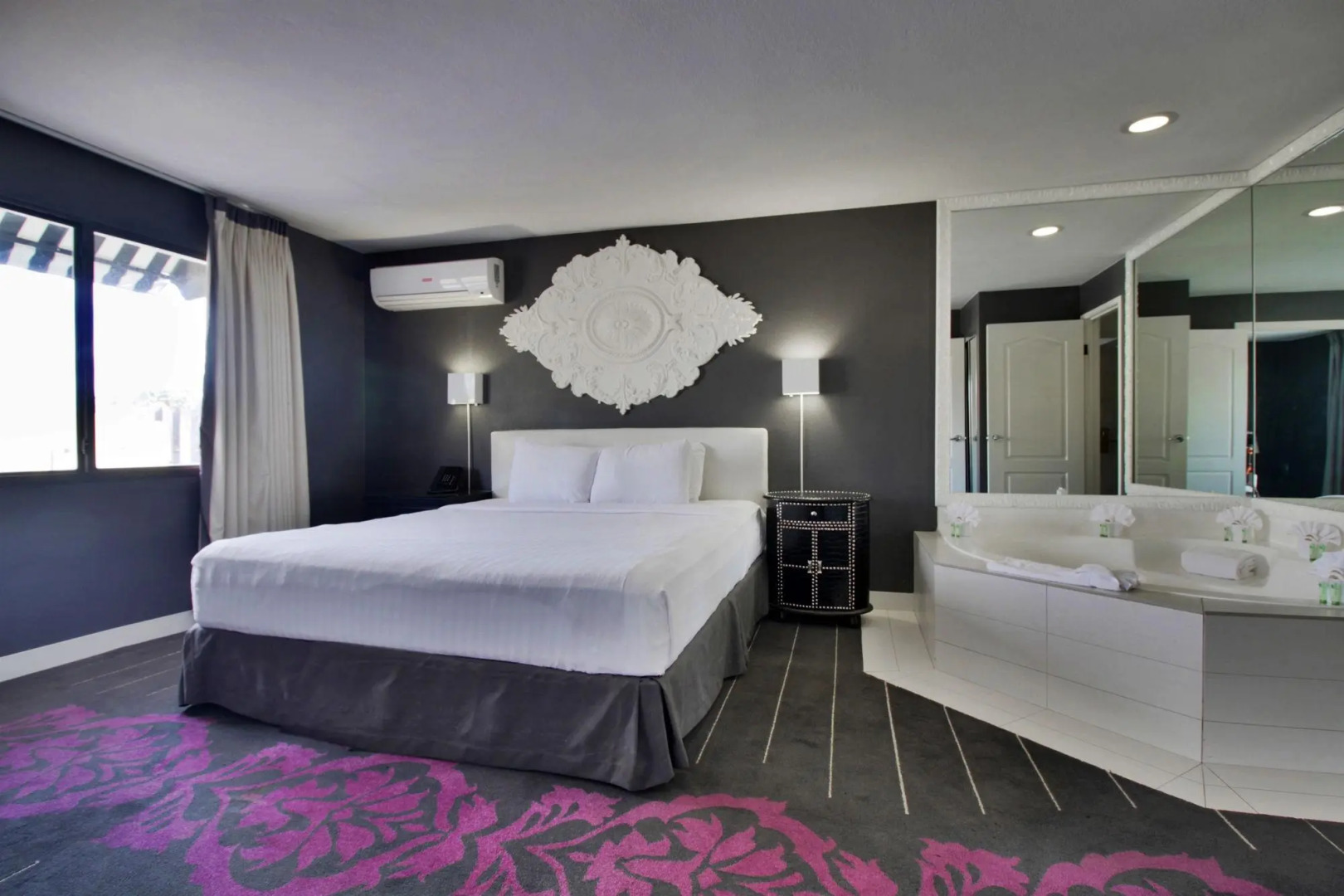 Serene, a Vegas Resort