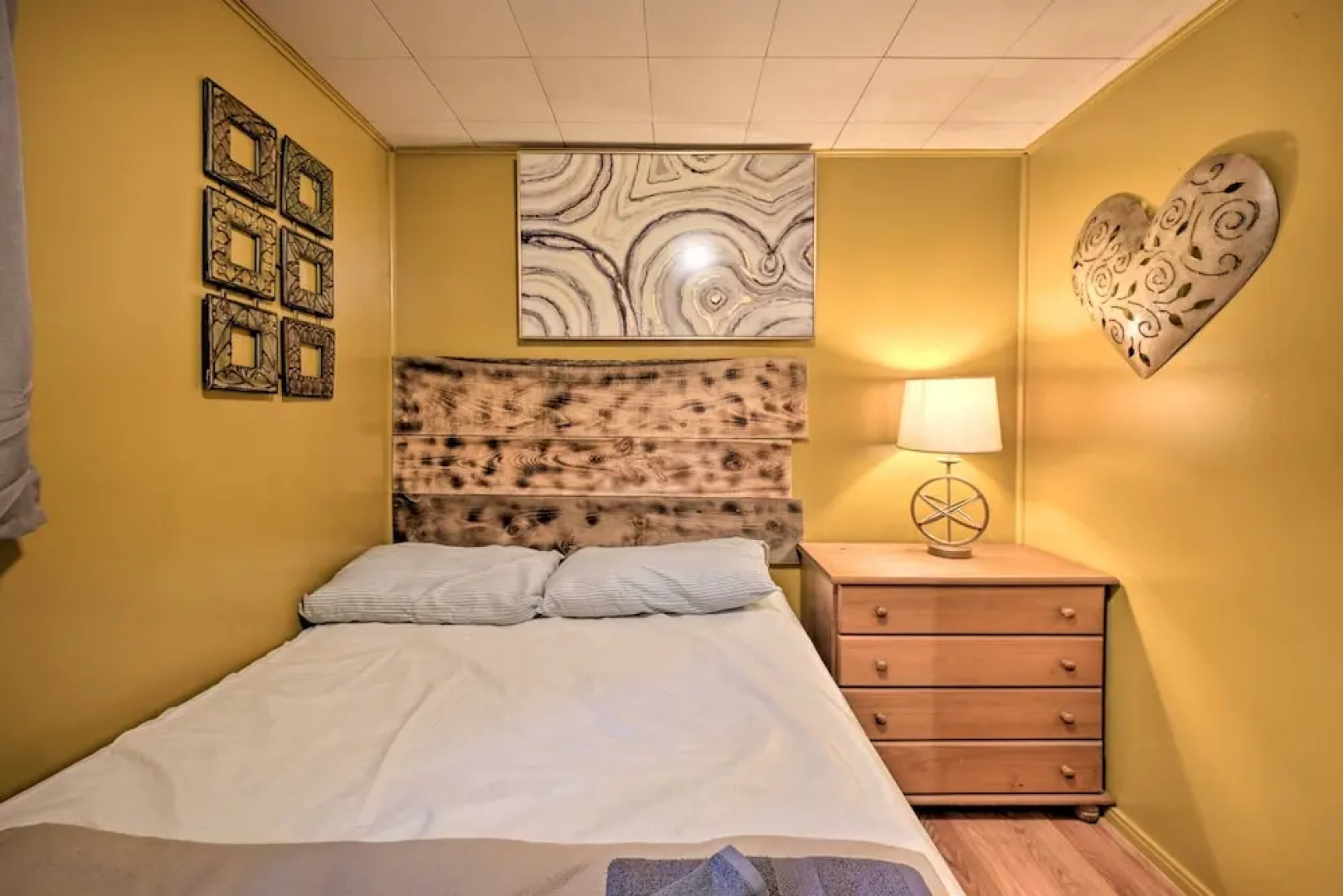 'matt Dillon' Cabin ~ 1 Mile to Raystown Lake!