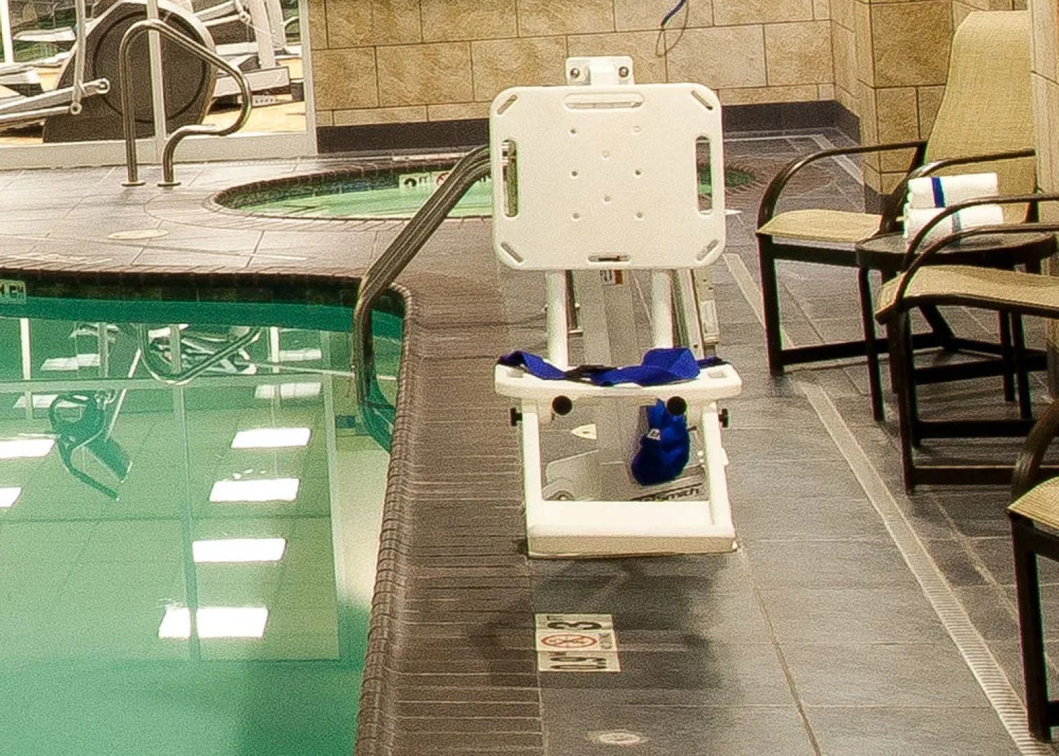 Holiday Inn Express & Suites Tulsa South Bixby