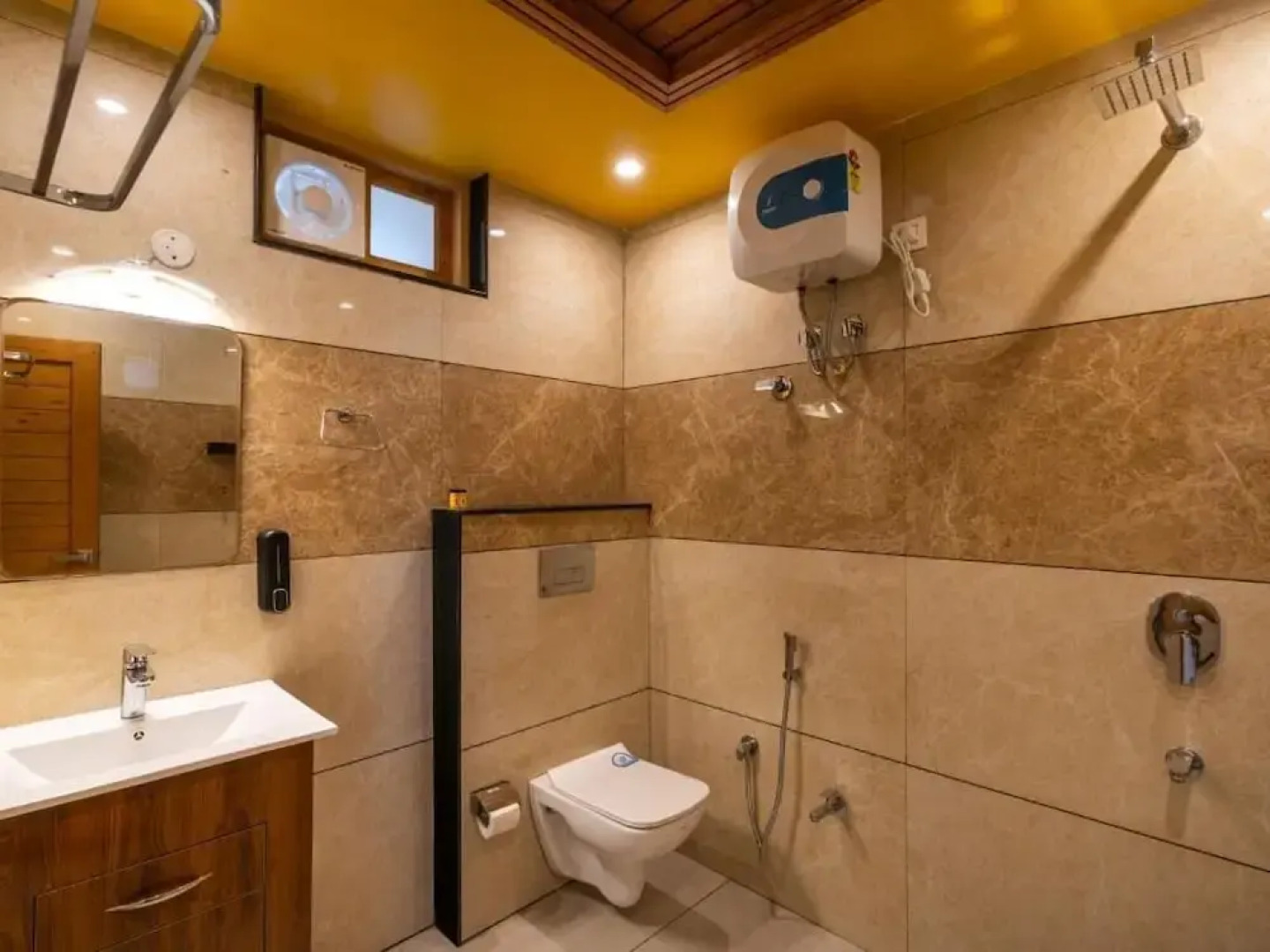 The Hosteller Chakrata