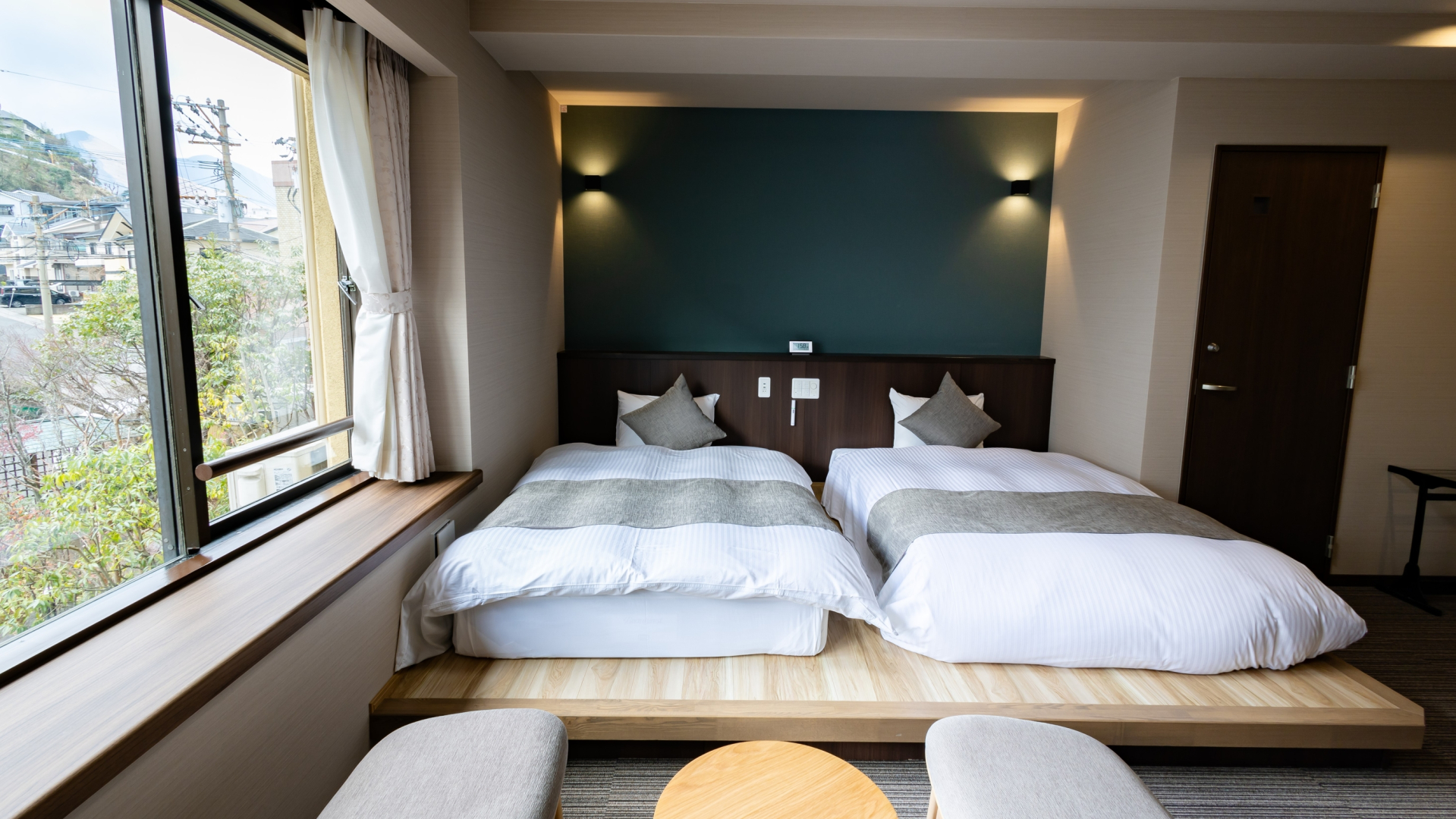 Choubounoyado Shiori