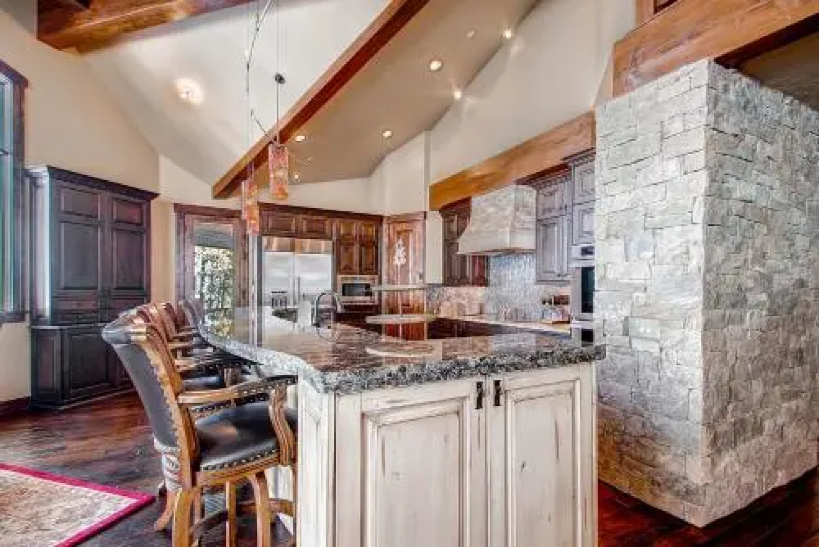 Slopeside Manor on Peak 8