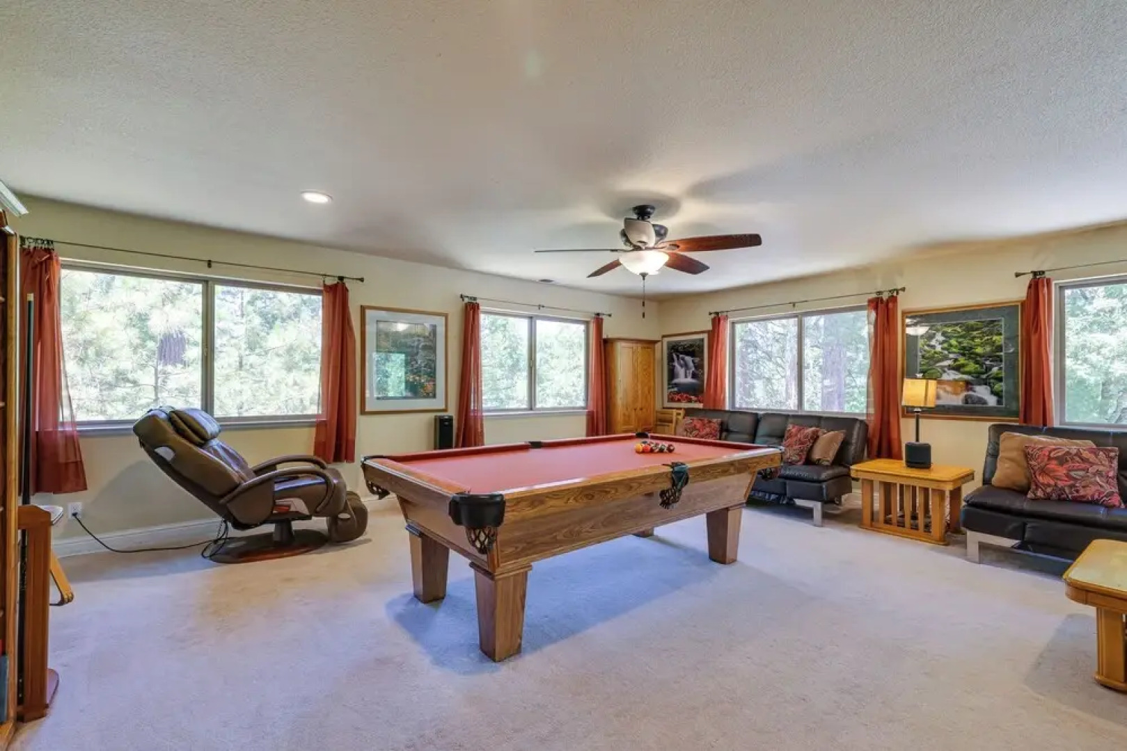 Groveland Vacation Rental Near Pine Mountain Lake!