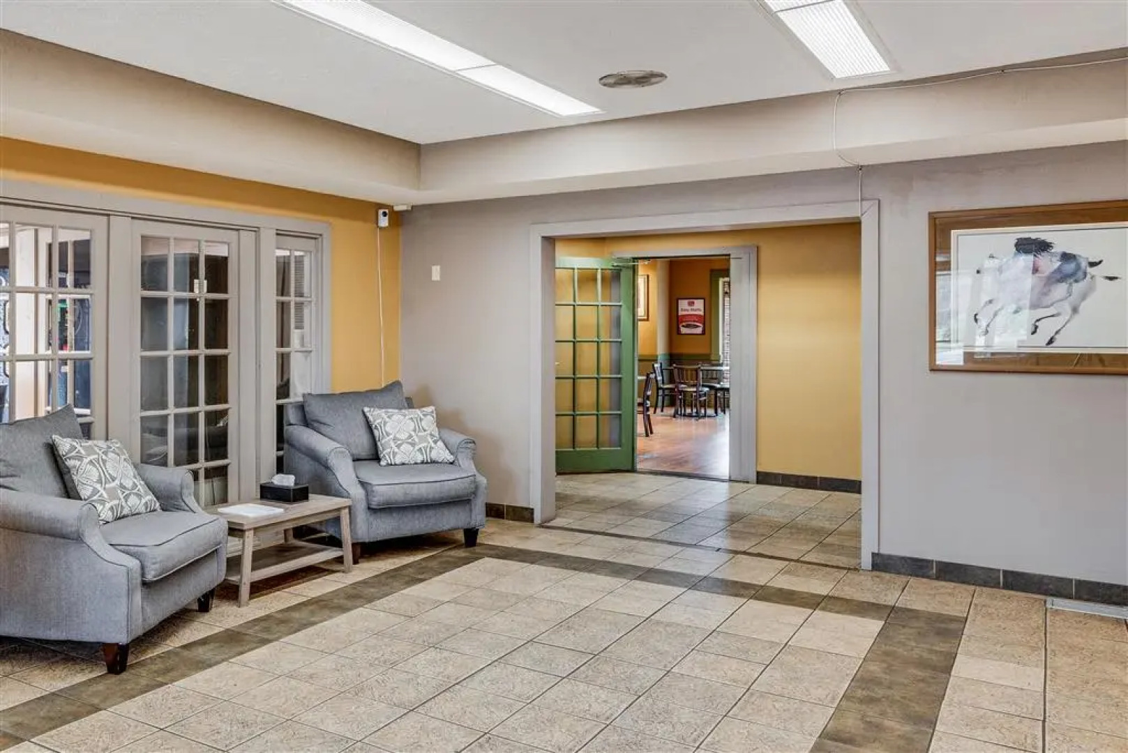 Econo Lodge Whitehall near Michigan's Adventure