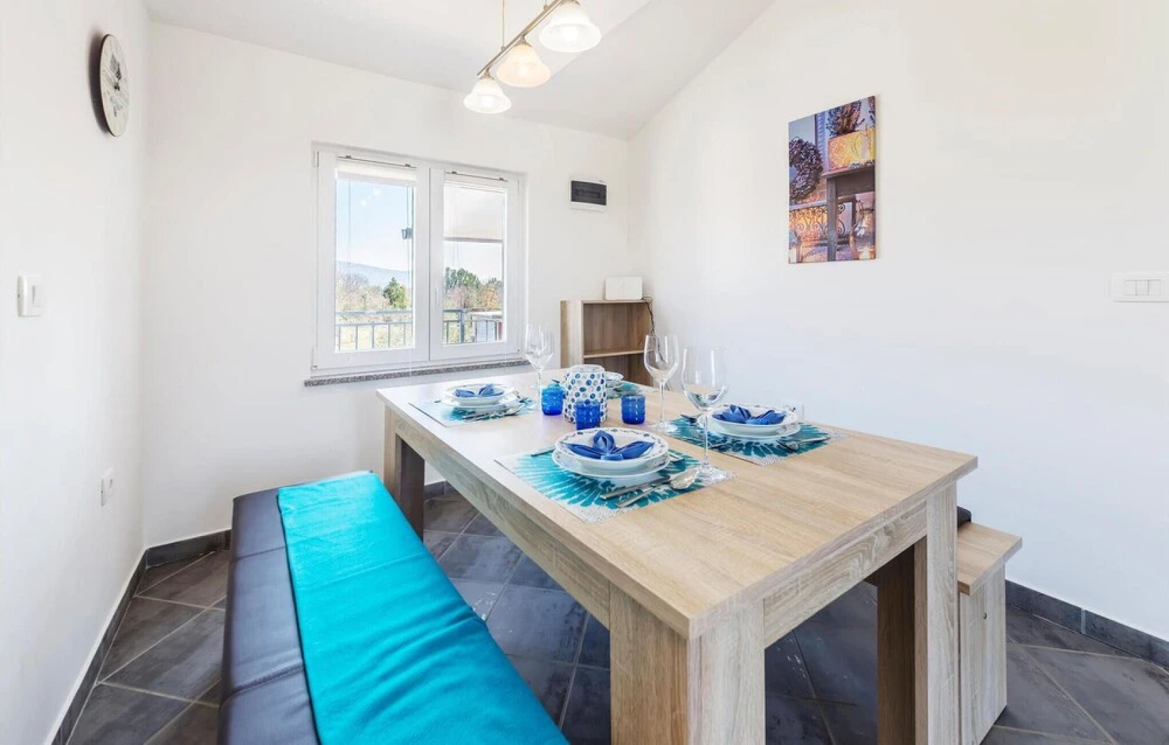 Nice Home in Trget With Wifi, 4 Bedrooms and Outdoor Swimming Pool