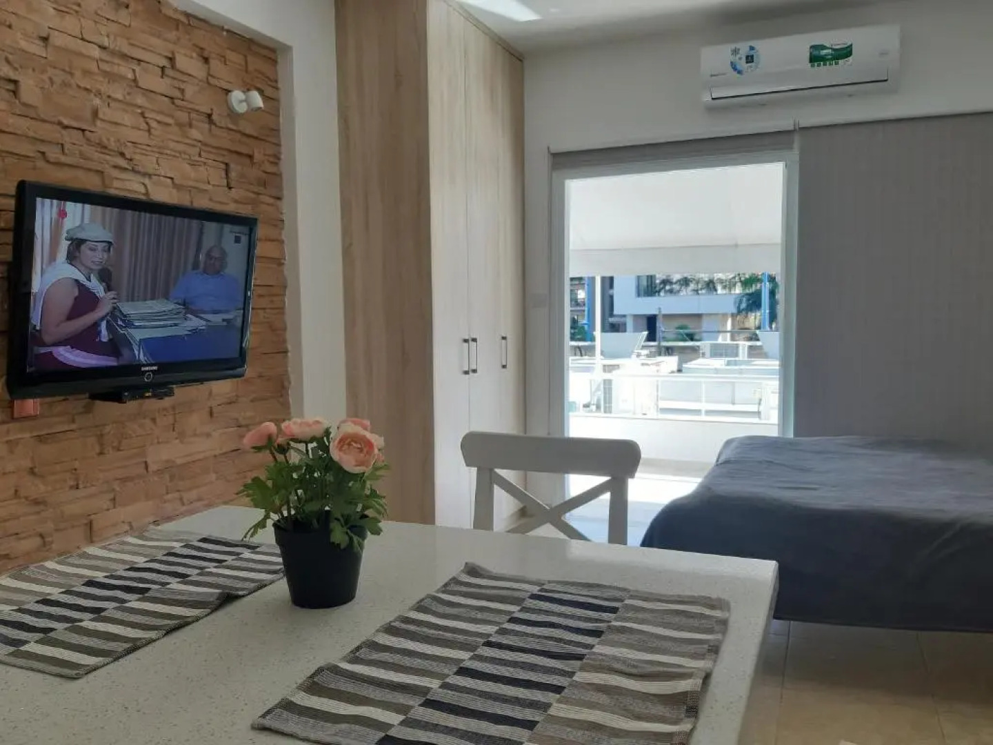 Sun sea B102 apartment by the beach
