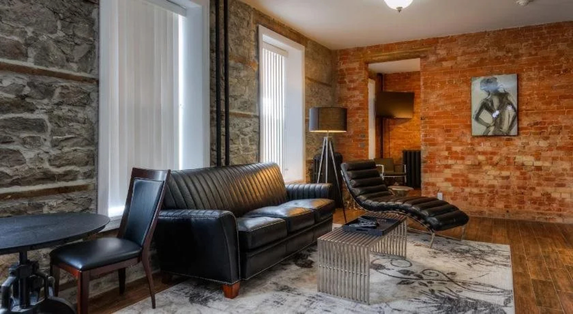 Western Hotel & Executive Suites