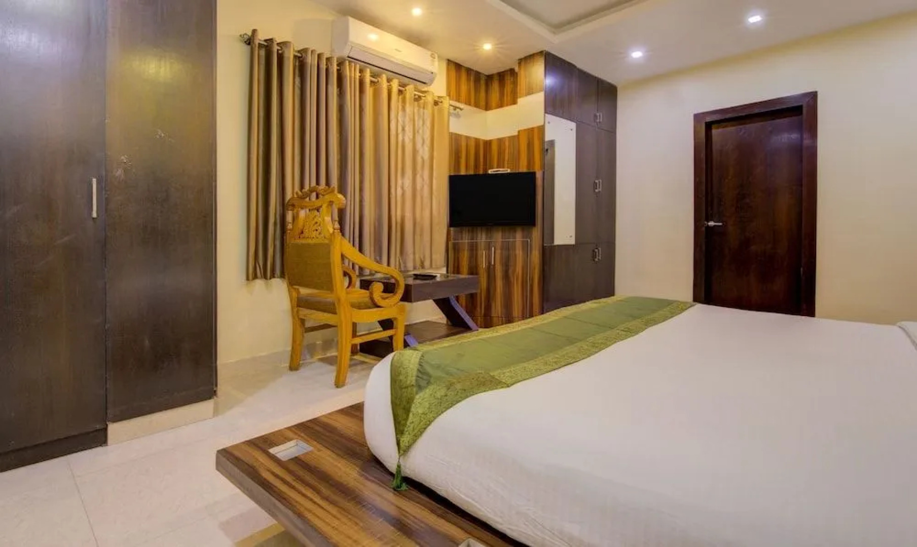 Treebo Trend Archie Regency