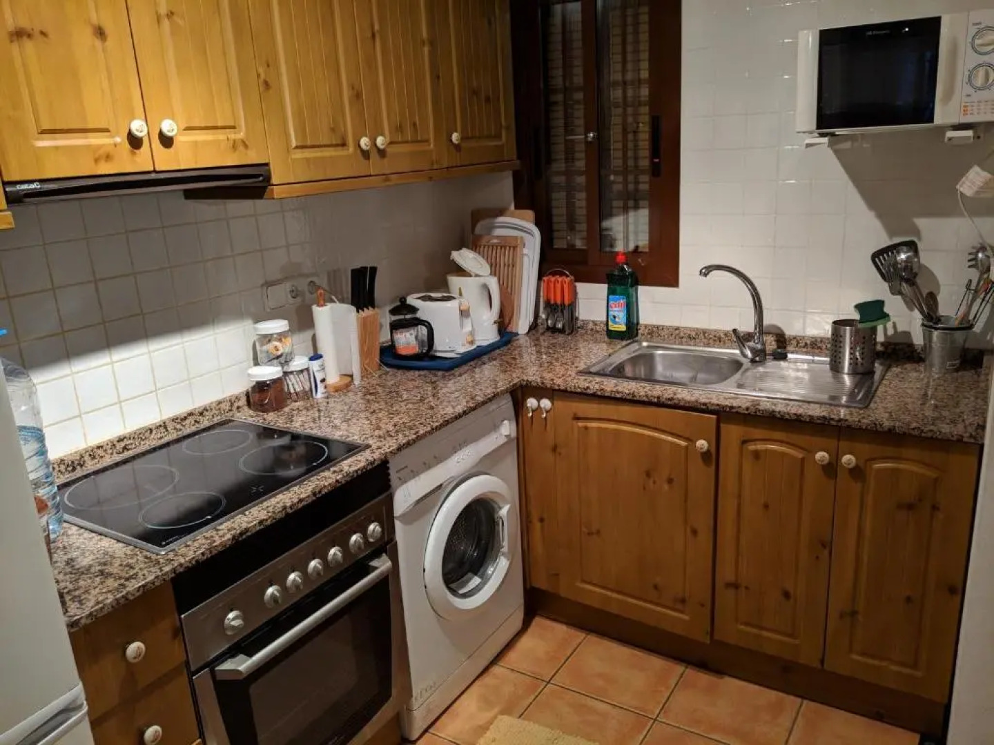 Beautiful 1 bedroom apartment in Roda, Los Alcazares. Larger than average.