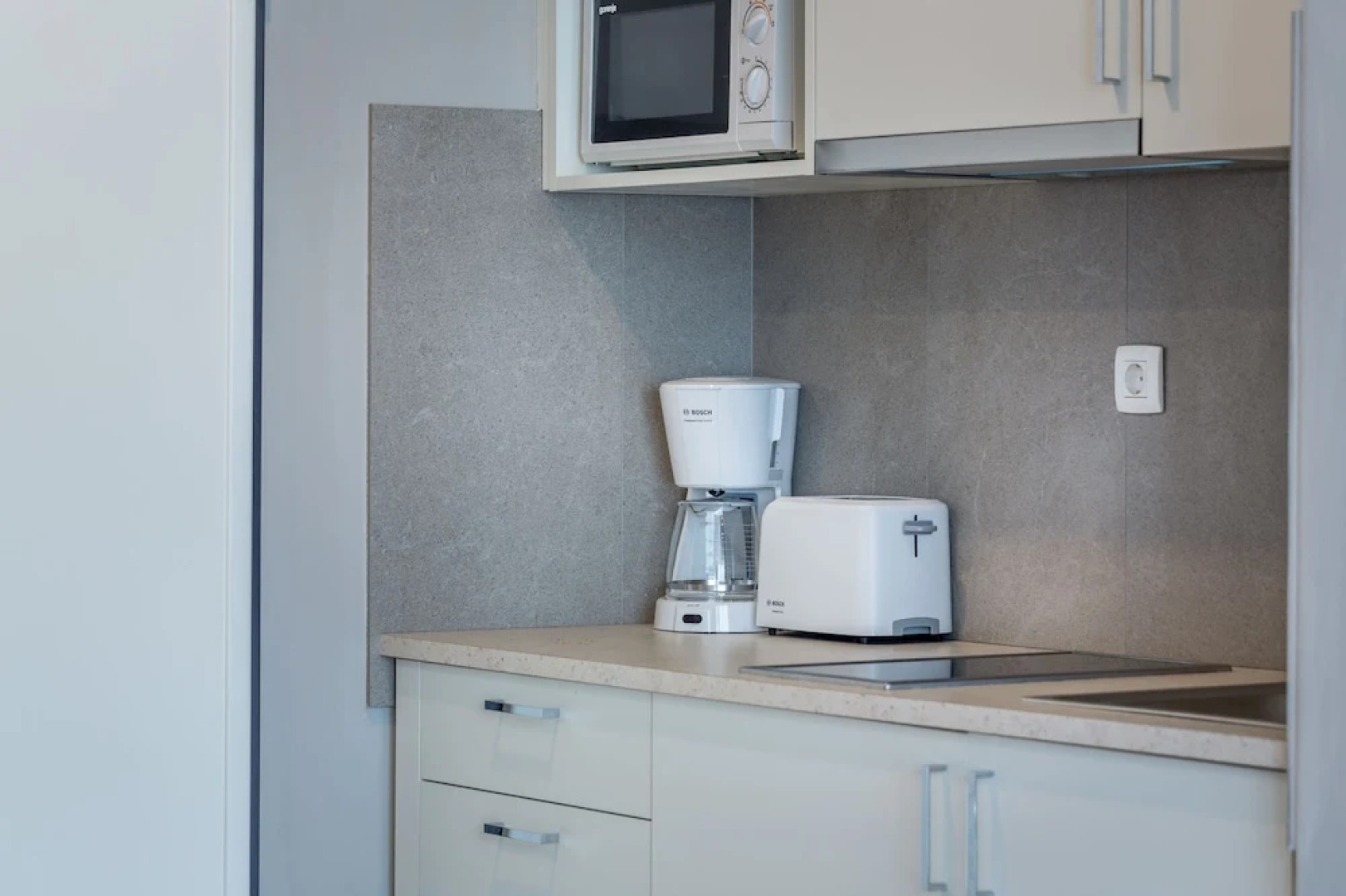 Preelook Apartments and Rooms