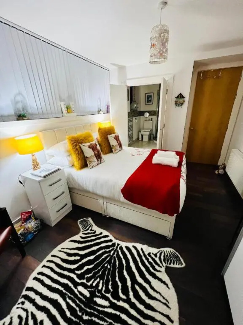 James Clow Bed & Breakfast