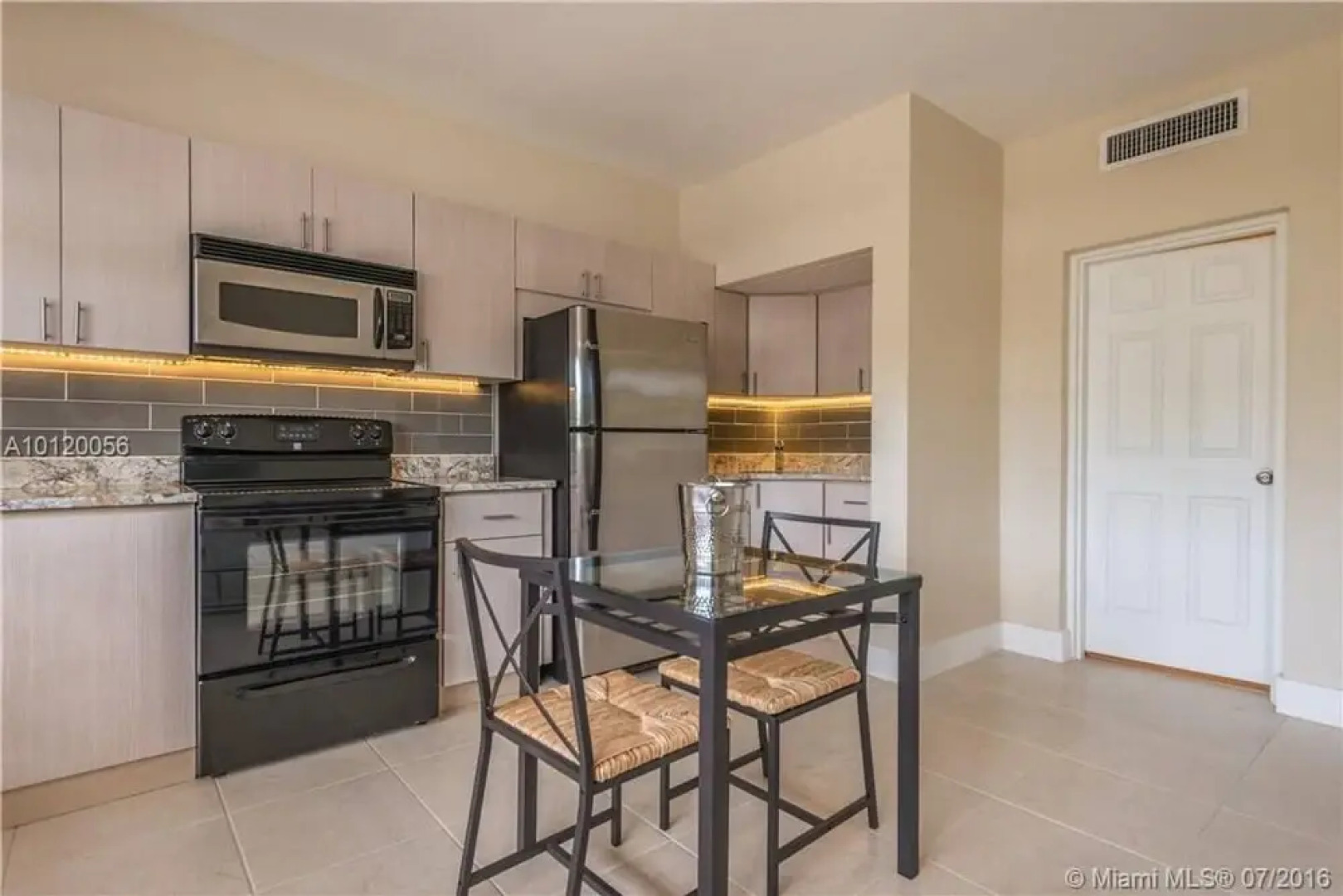 Wonderful 2br With BBQ Next to Gulfstream :)