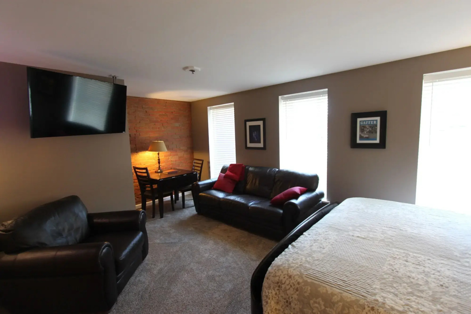 Lodging at the Gaffer Inn