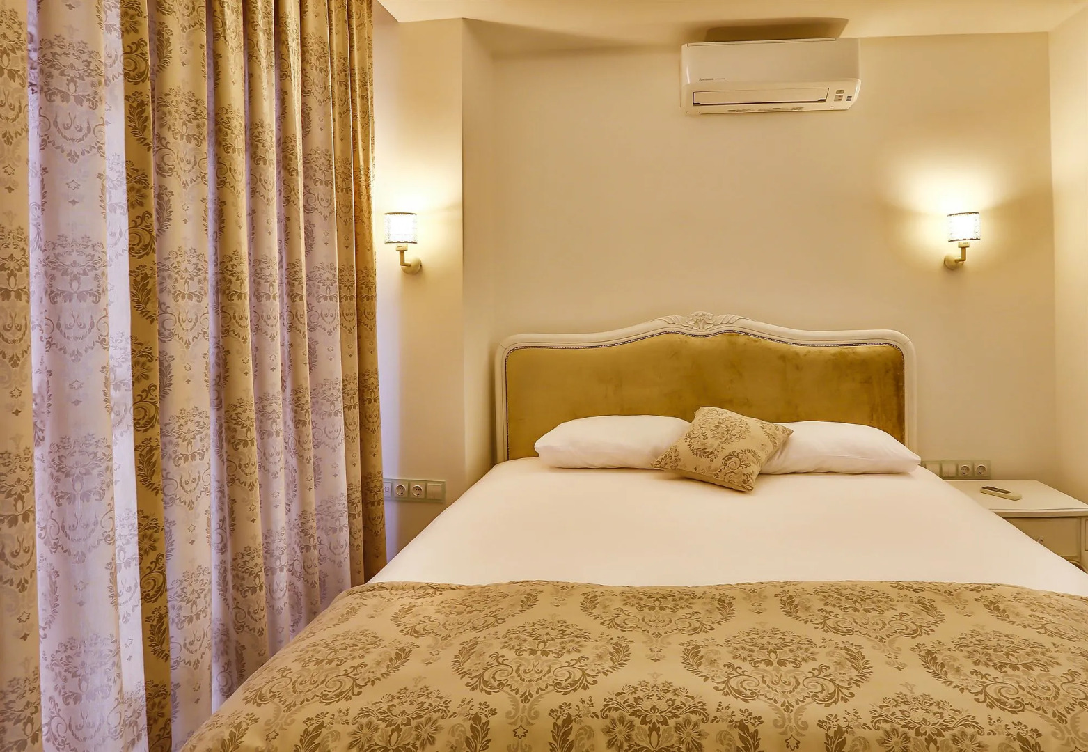 Отель Linda Beach