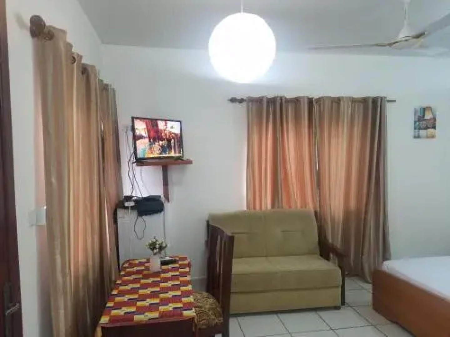 Brenu Beach Lodge