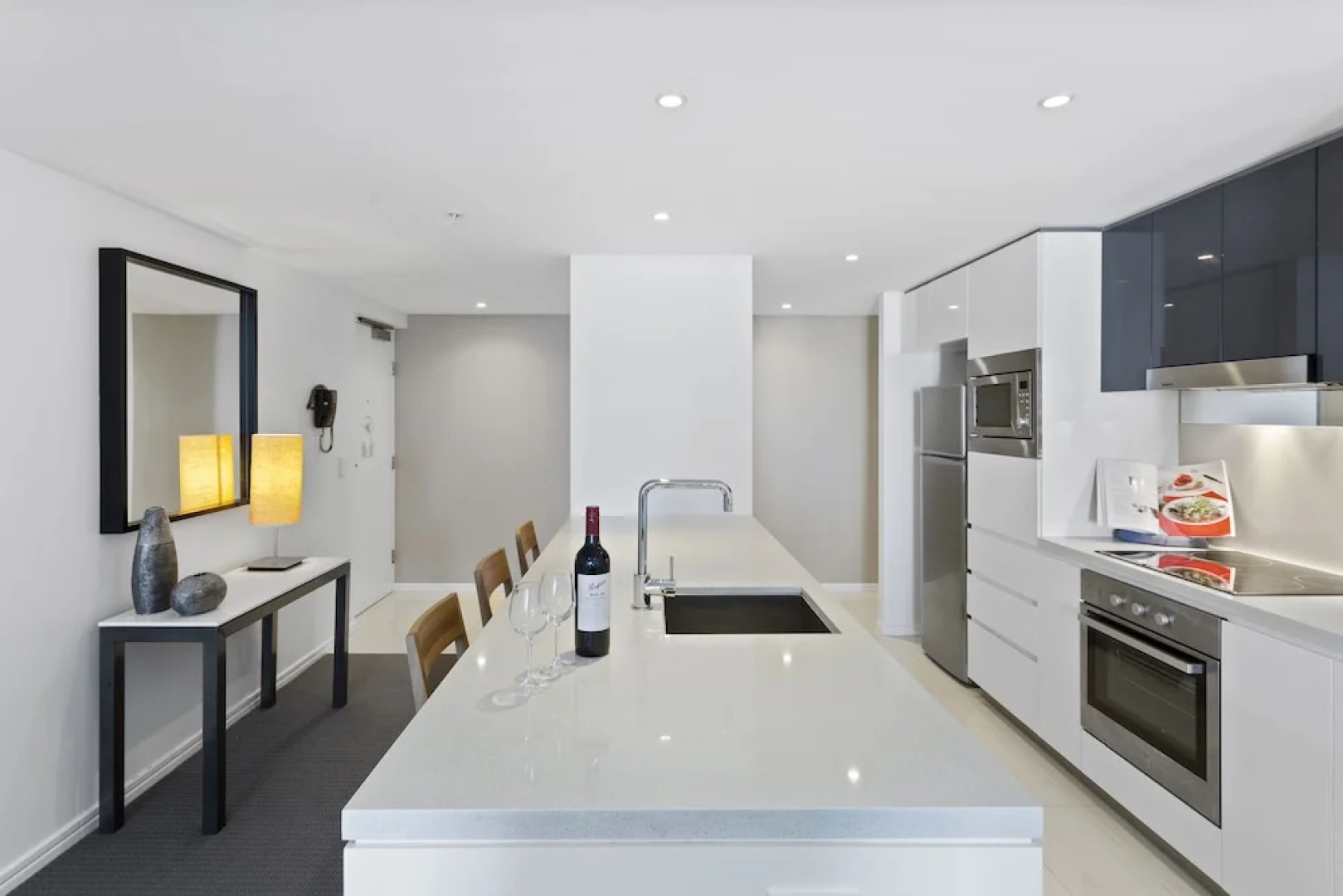 H Residences by Holiday Holiday