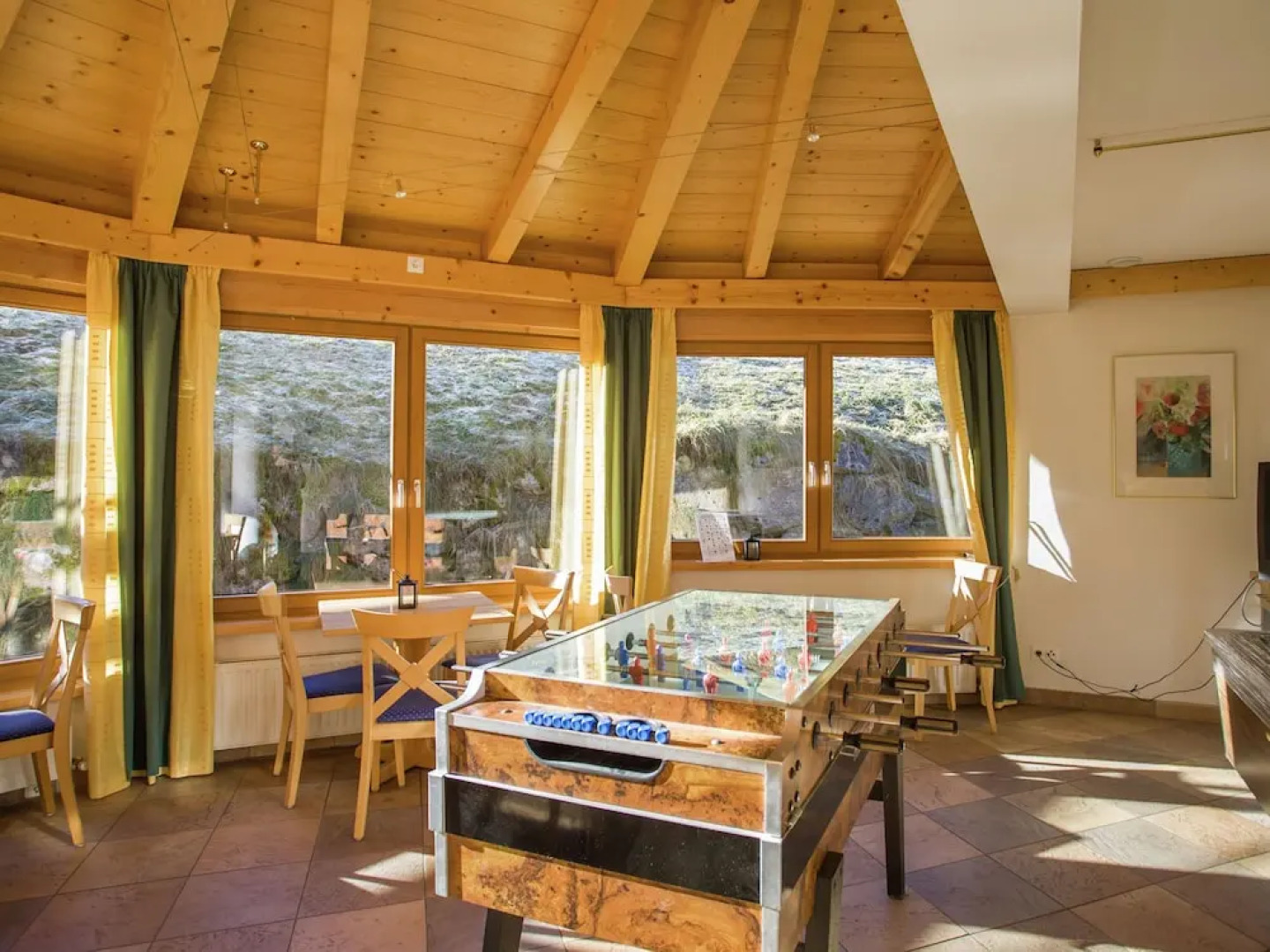 Refreshing Holiday Home With Balcony, Ski Storage, Garden