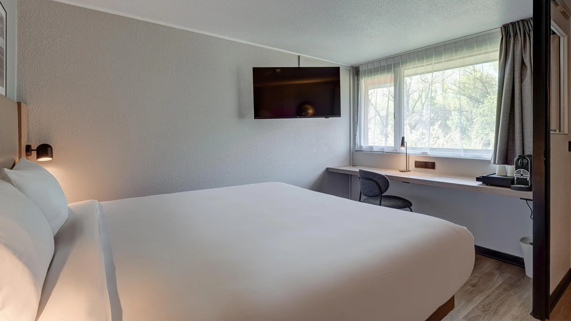 Campanile NATURE - Aix En Provence Meyreuil