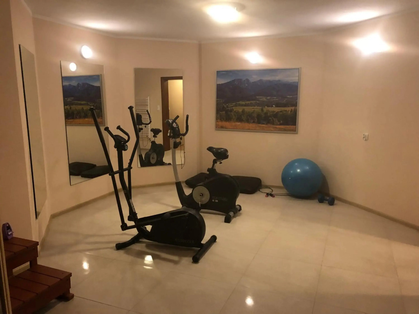 Hillside Cottage Eliza