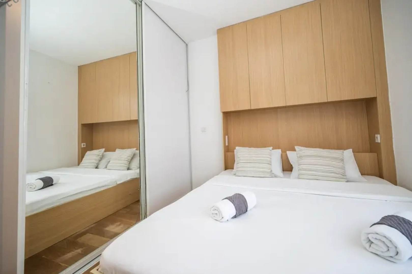 Design 1bdr Apartment With City View