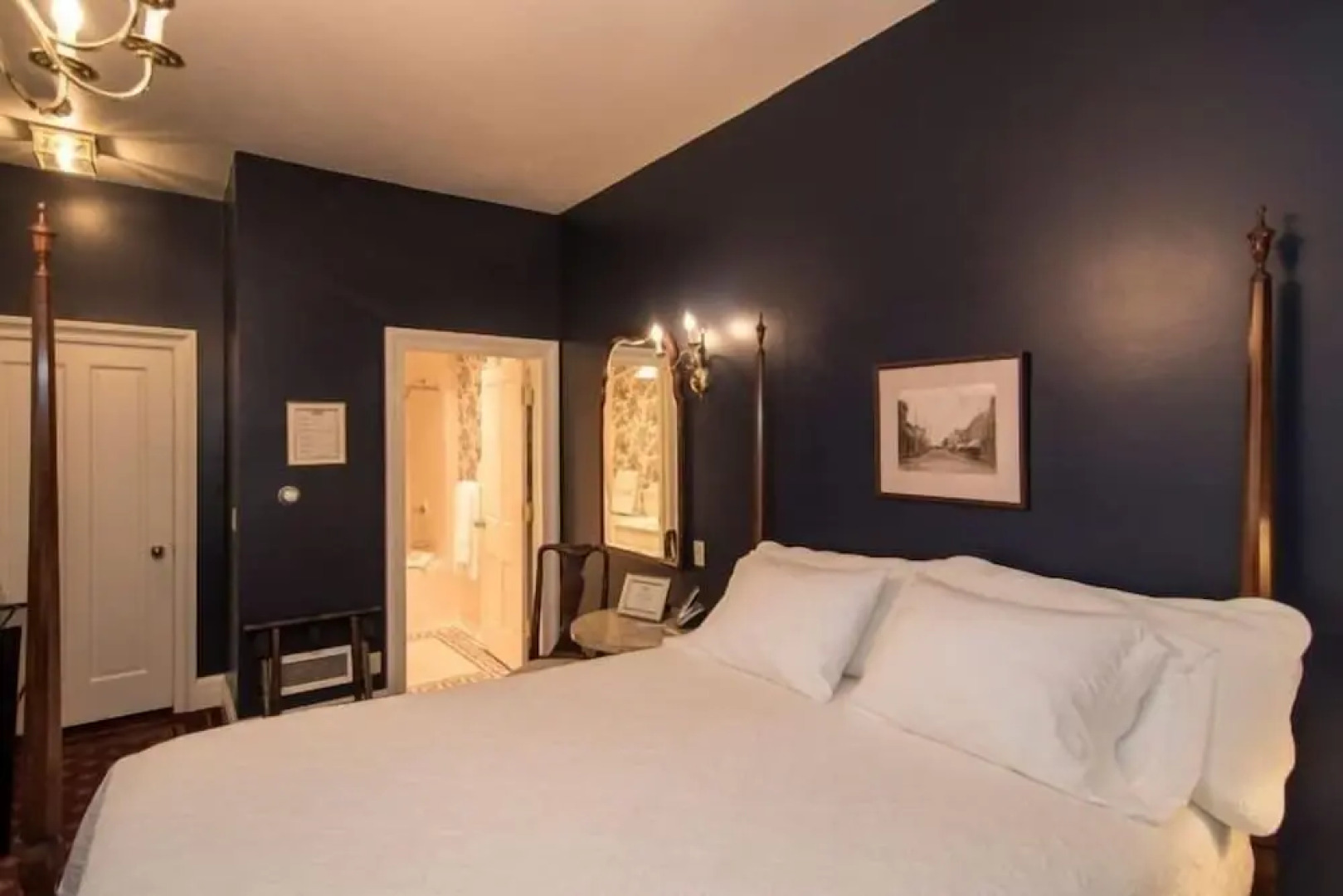 The Rochester Inn, A Historic Hotel