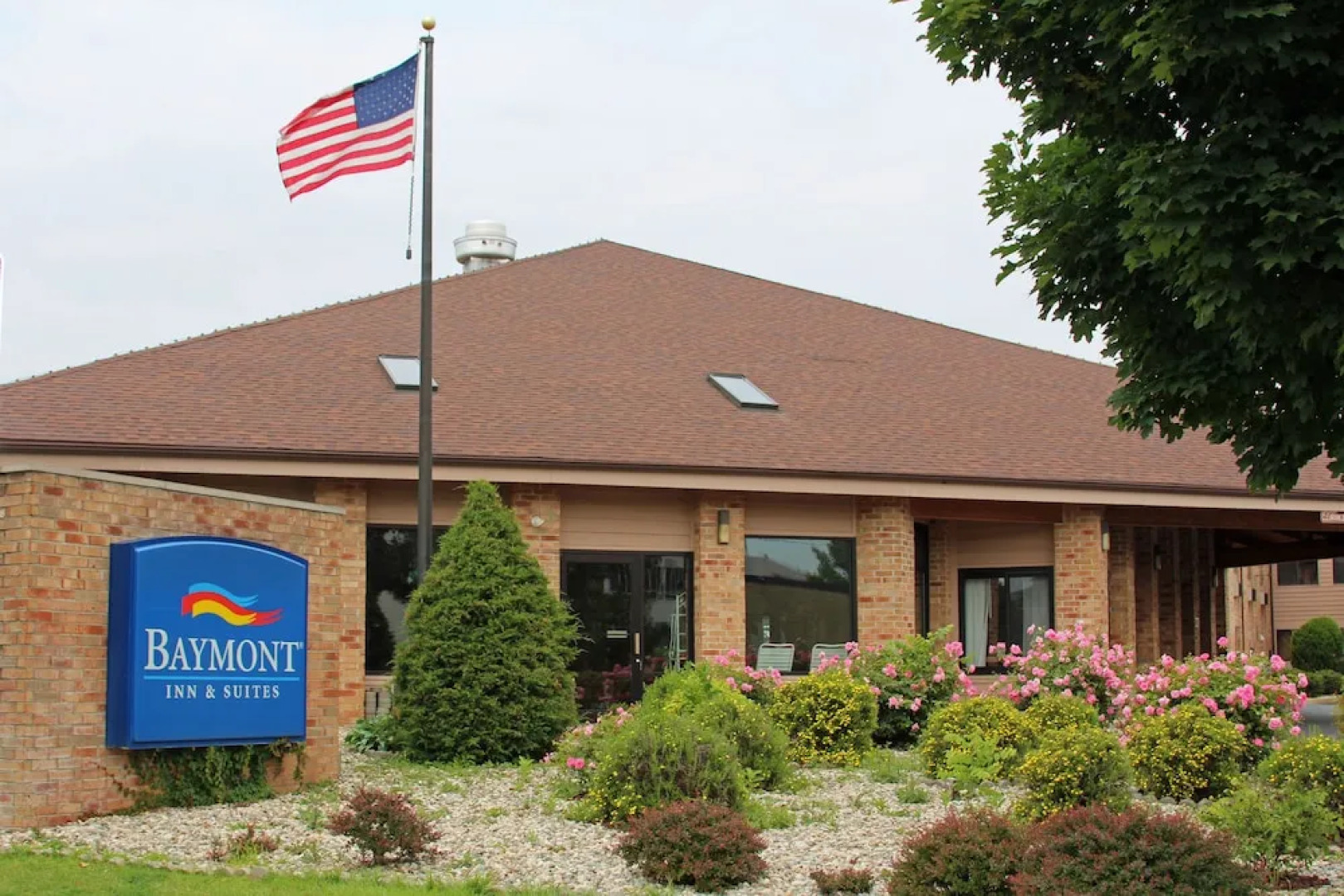 Baymont Inn & Suites Battle Creek Downtown