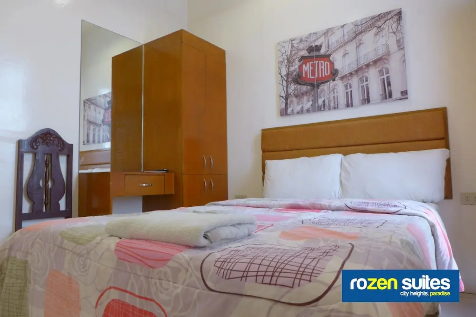 Rozen Suites Paradise