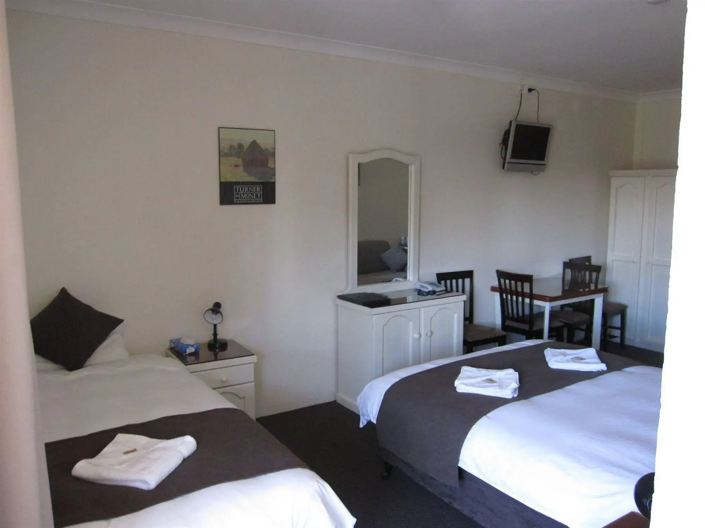 Aussie Settler Motel