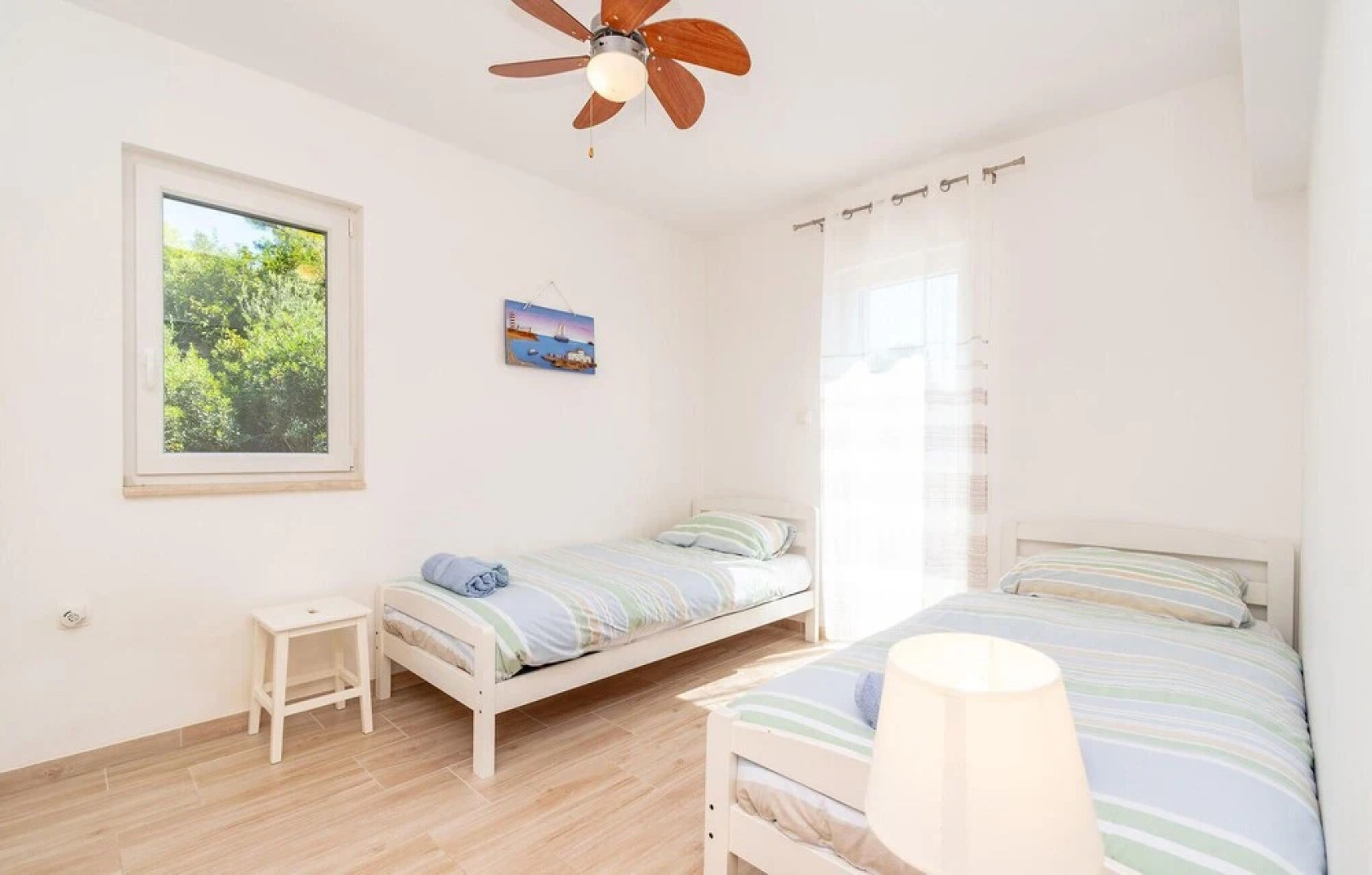 Stunning Home in Nova With Wifi and 3 Bedrooms