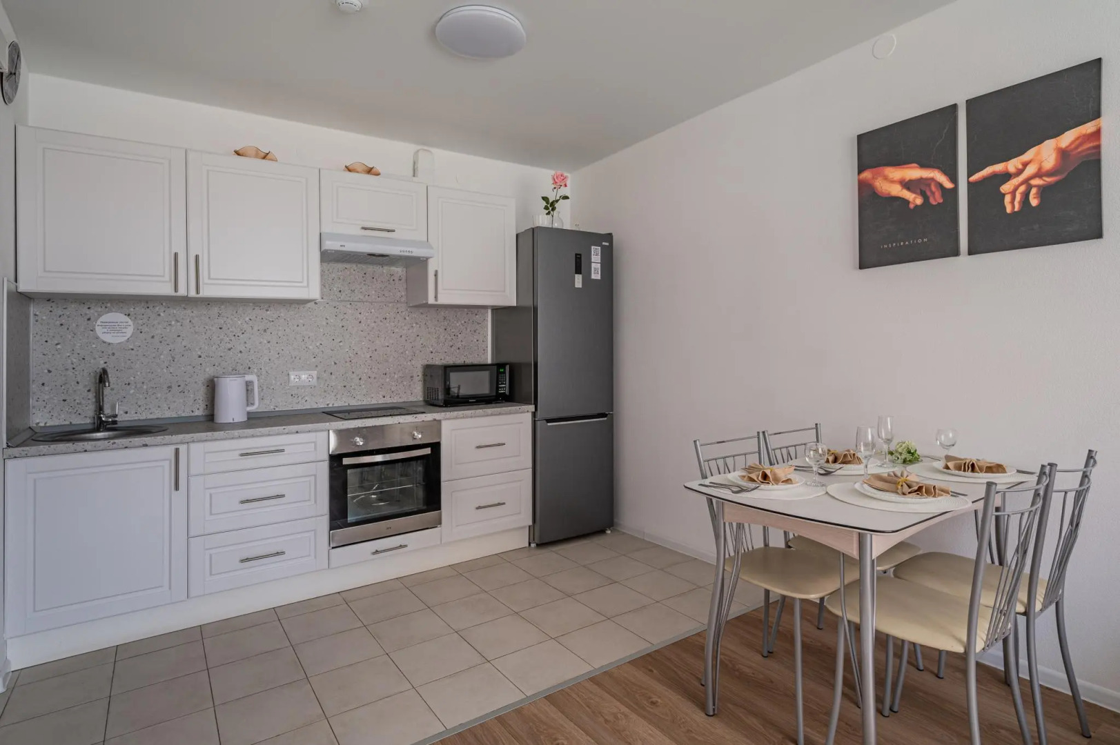 Хорошего дня на проспекте Космонавтов 11В