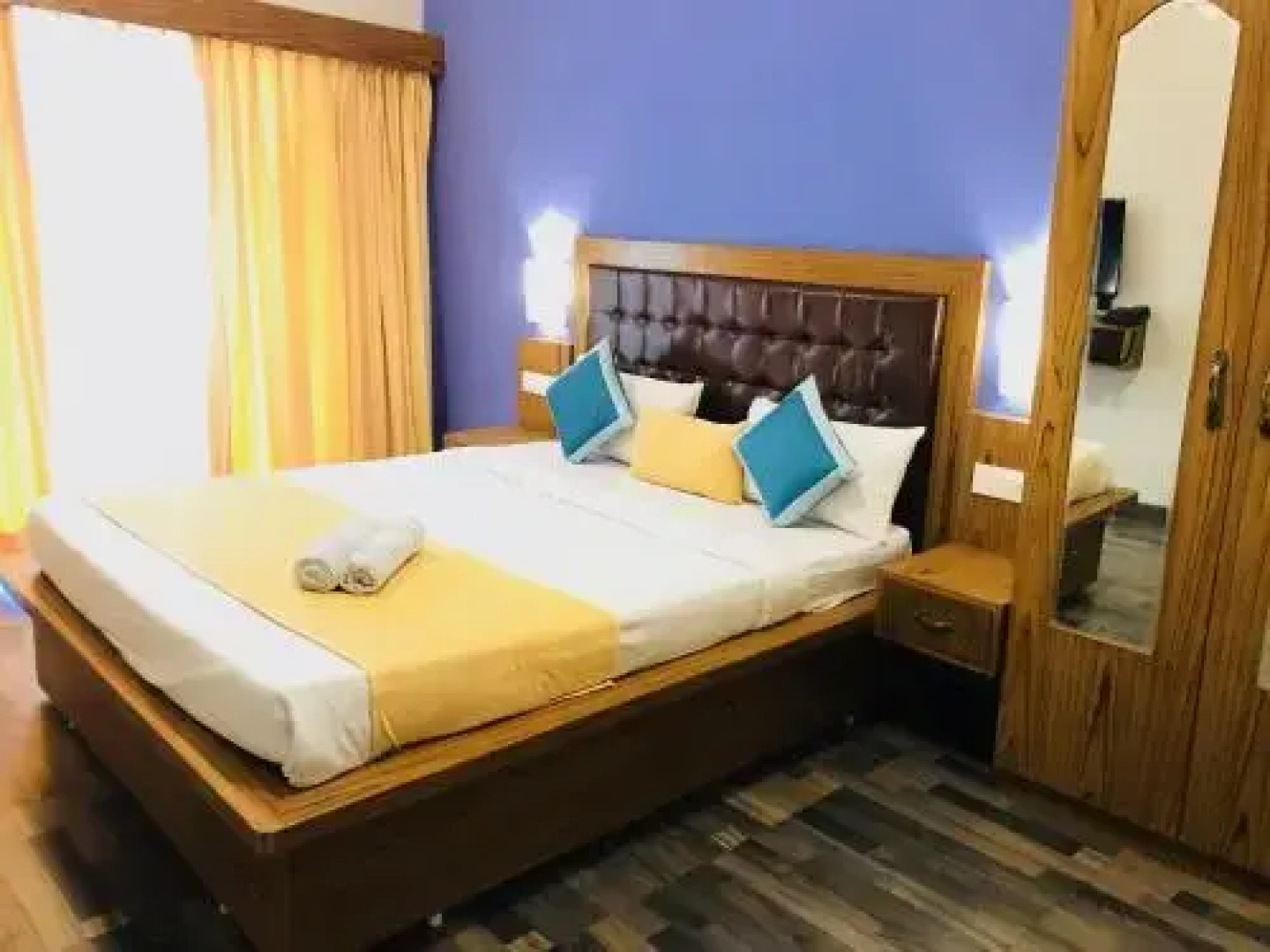 Royale Nirvana Resort