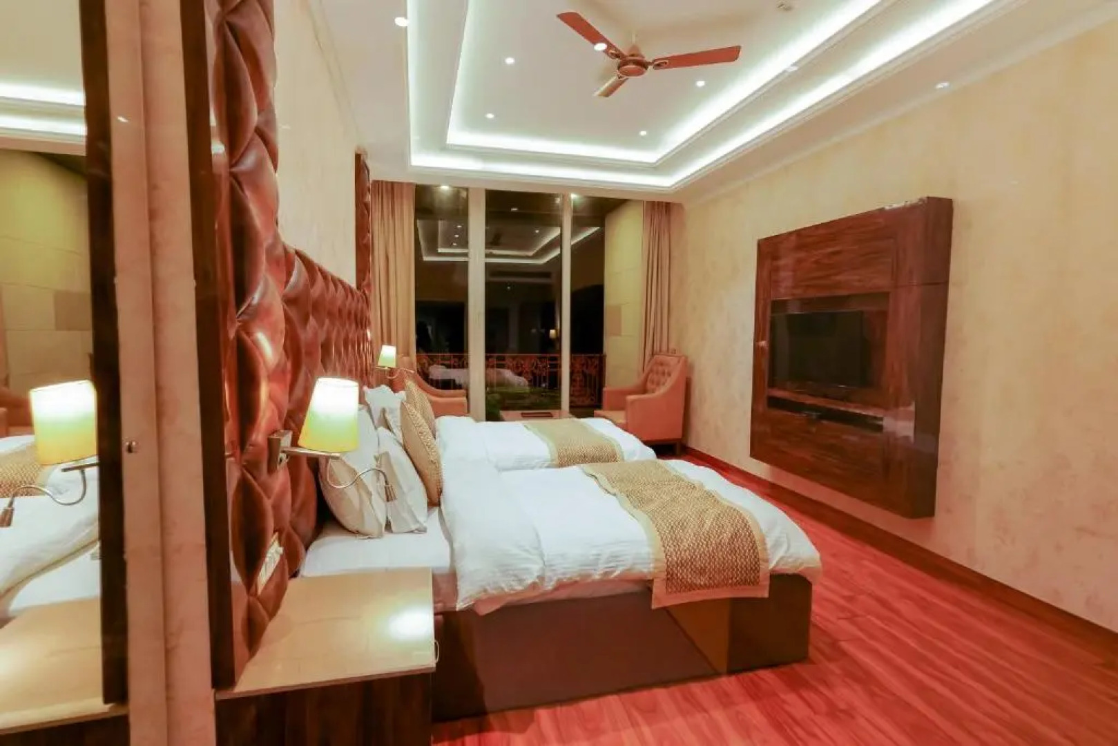 Grand Him Queen Hot And Cold AC Centralized