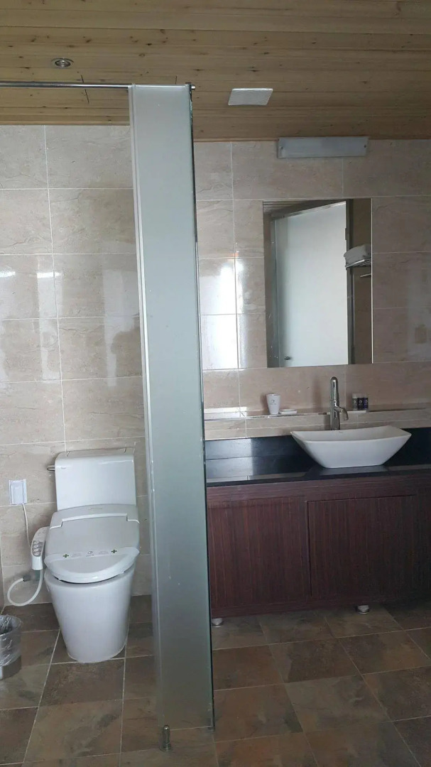 Radiance Tourist Hotel