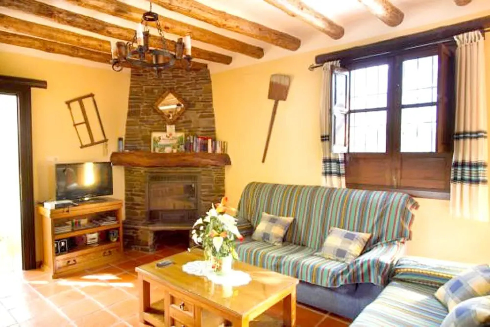 Villa With 3 Bedrooms in Órgiva, With Wonderful Mountain View, Private