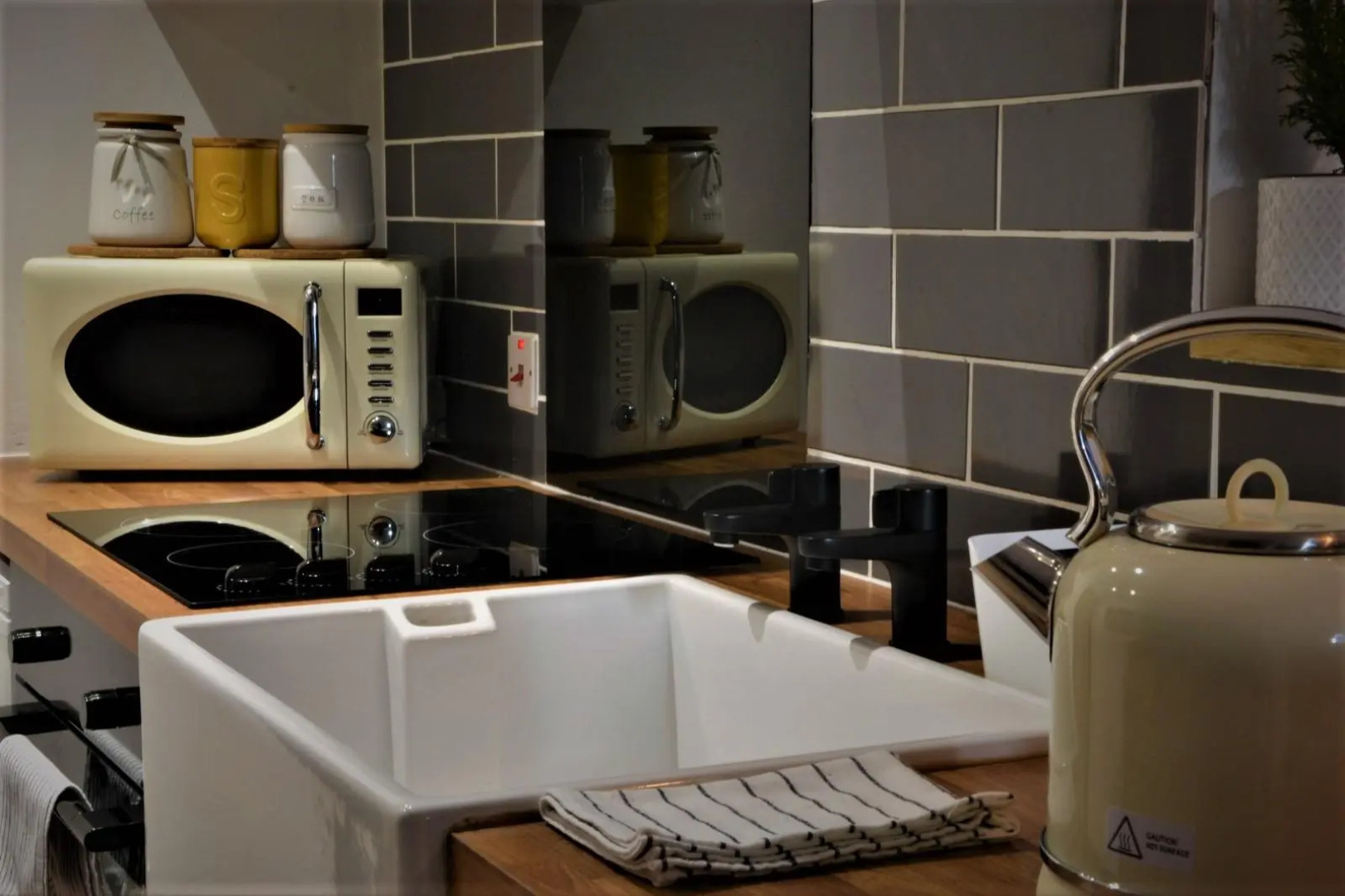 ENTIRE Lovely Modern Scottish Cottage