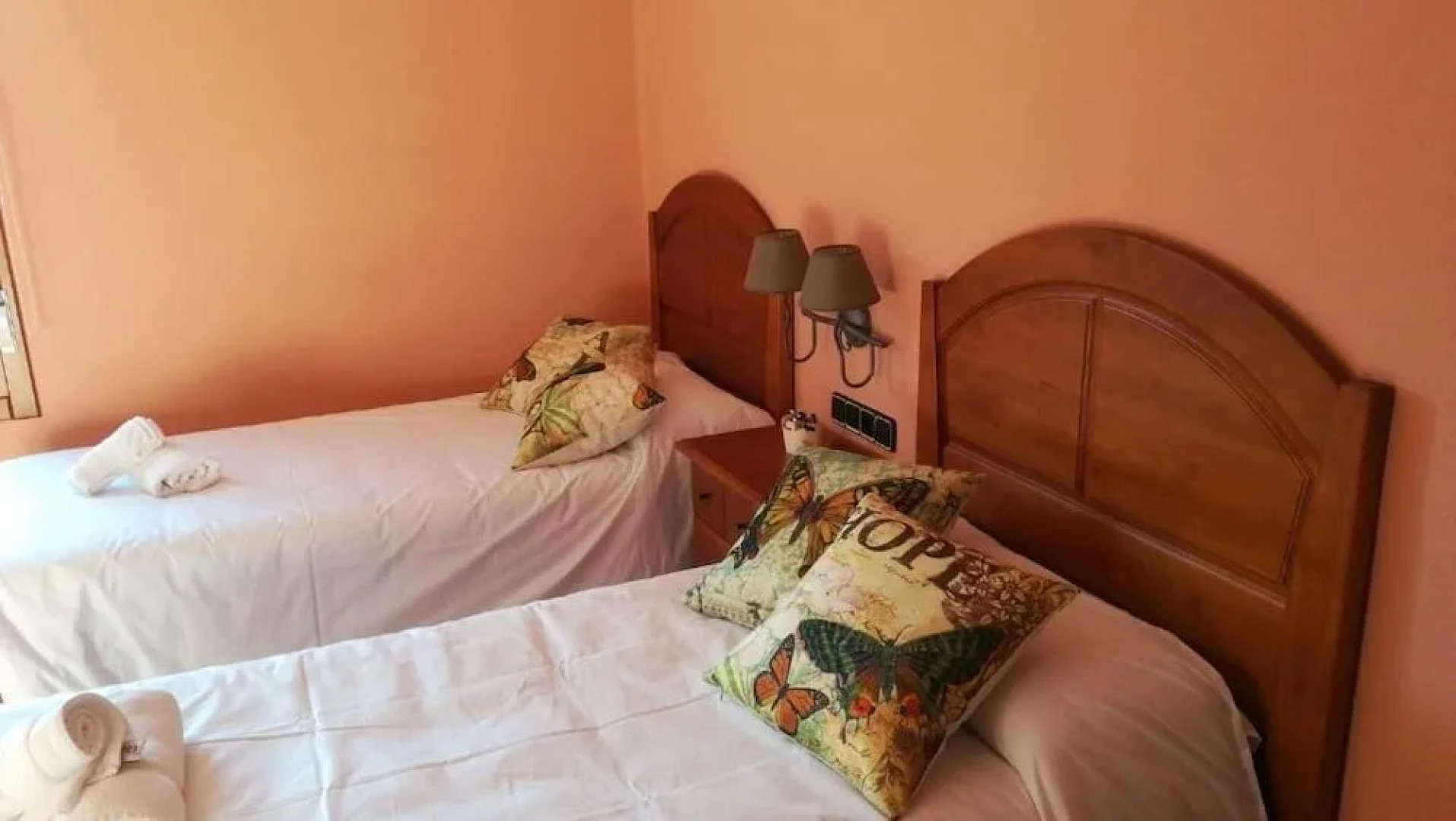 Hostal Torreblanca & Nuevo Eco Urbión