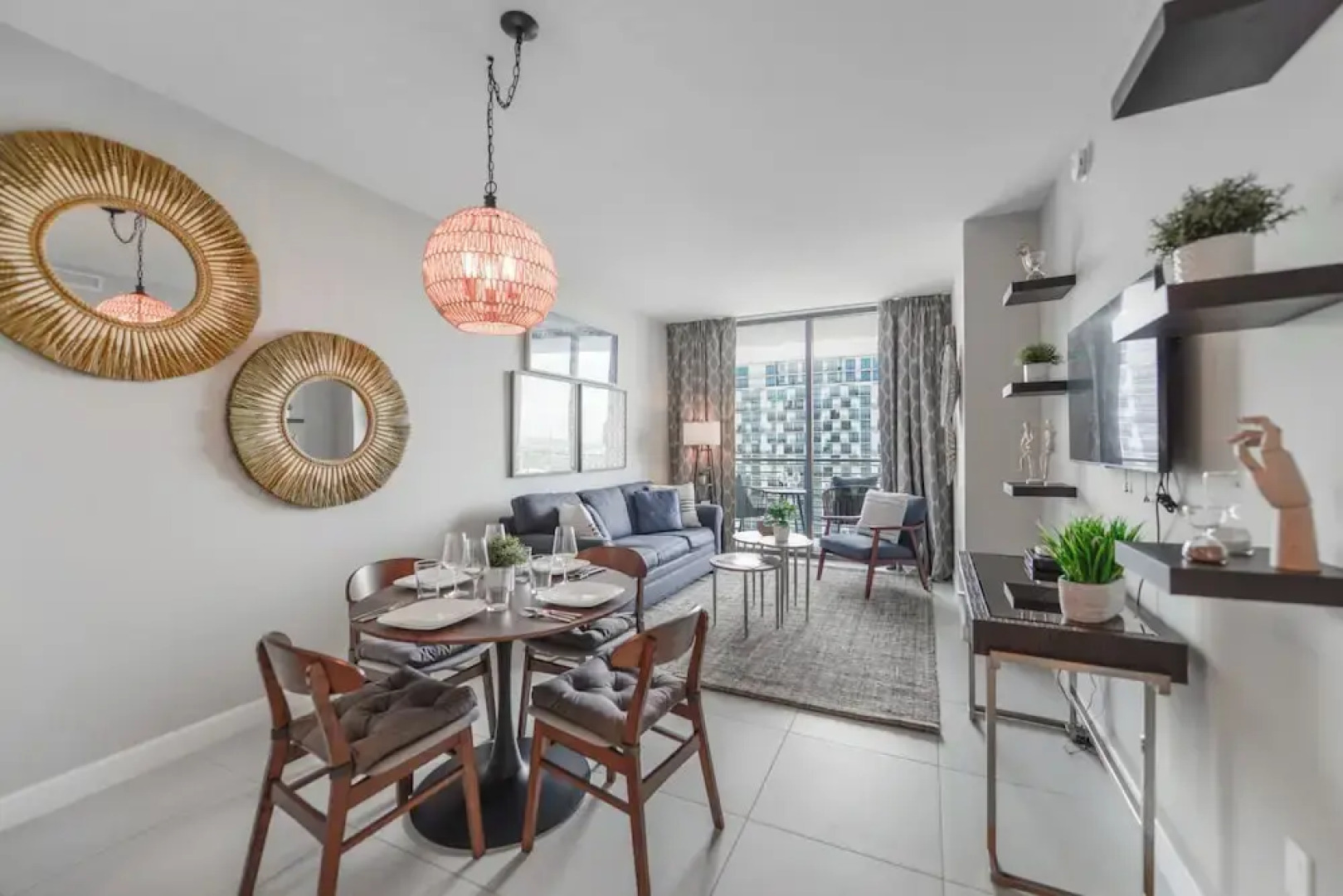 Downtown Doral Condo w-Free Parking