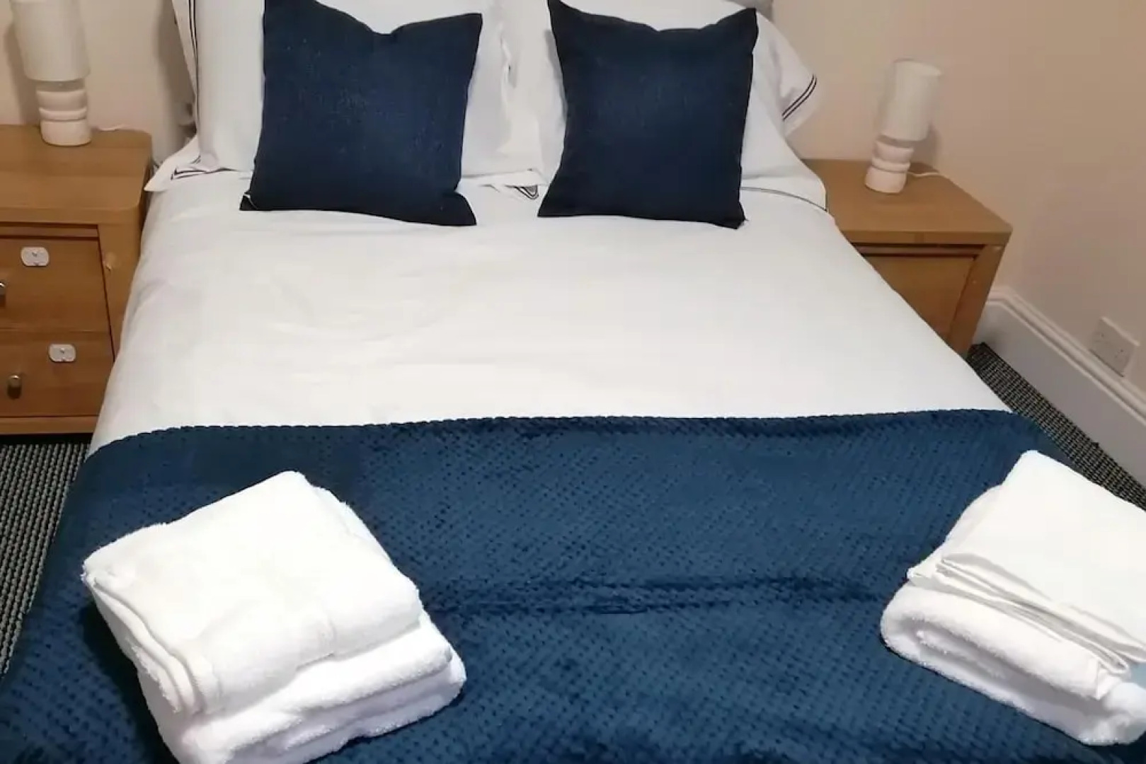 Charming 3BR House - Wifi, Parking, Pet Friendly