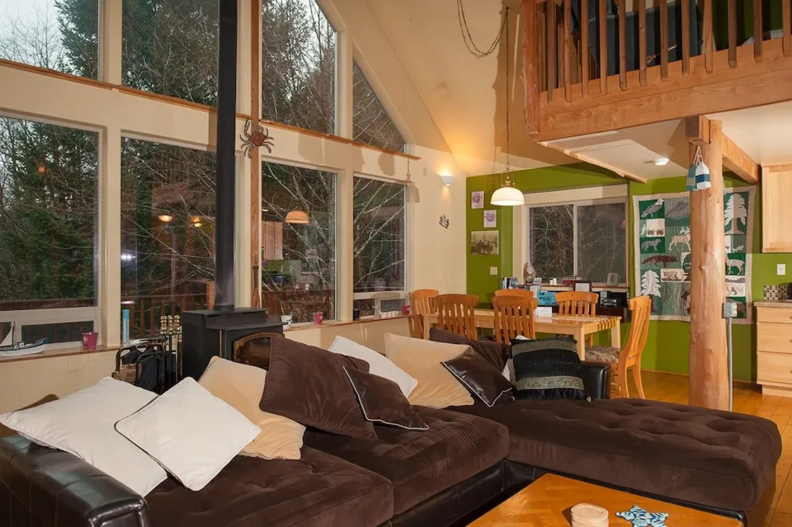 Dream Sea 3 Br cabin by RedAwning