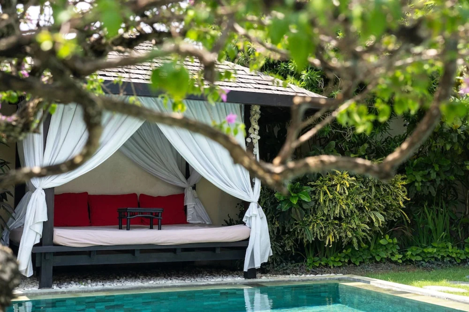 Elegant Private Villa, 3 BR, Seminyak With Staff