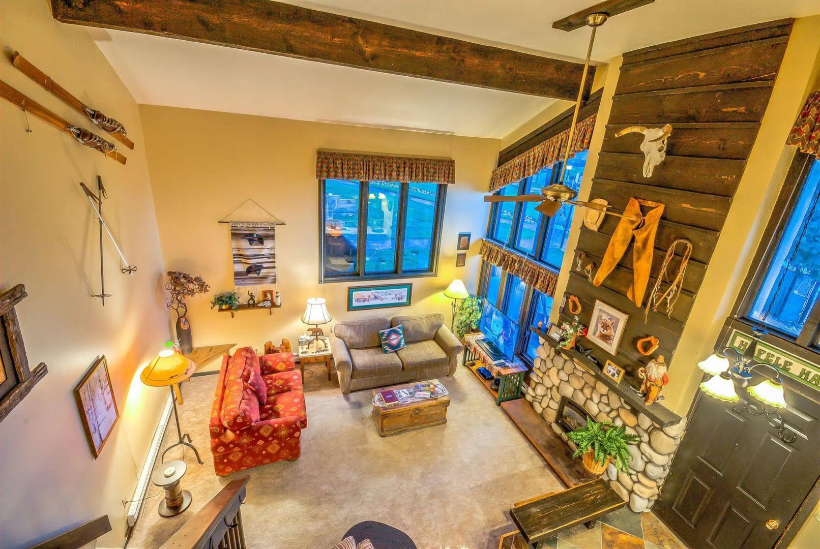 Hillsider by Retreatia